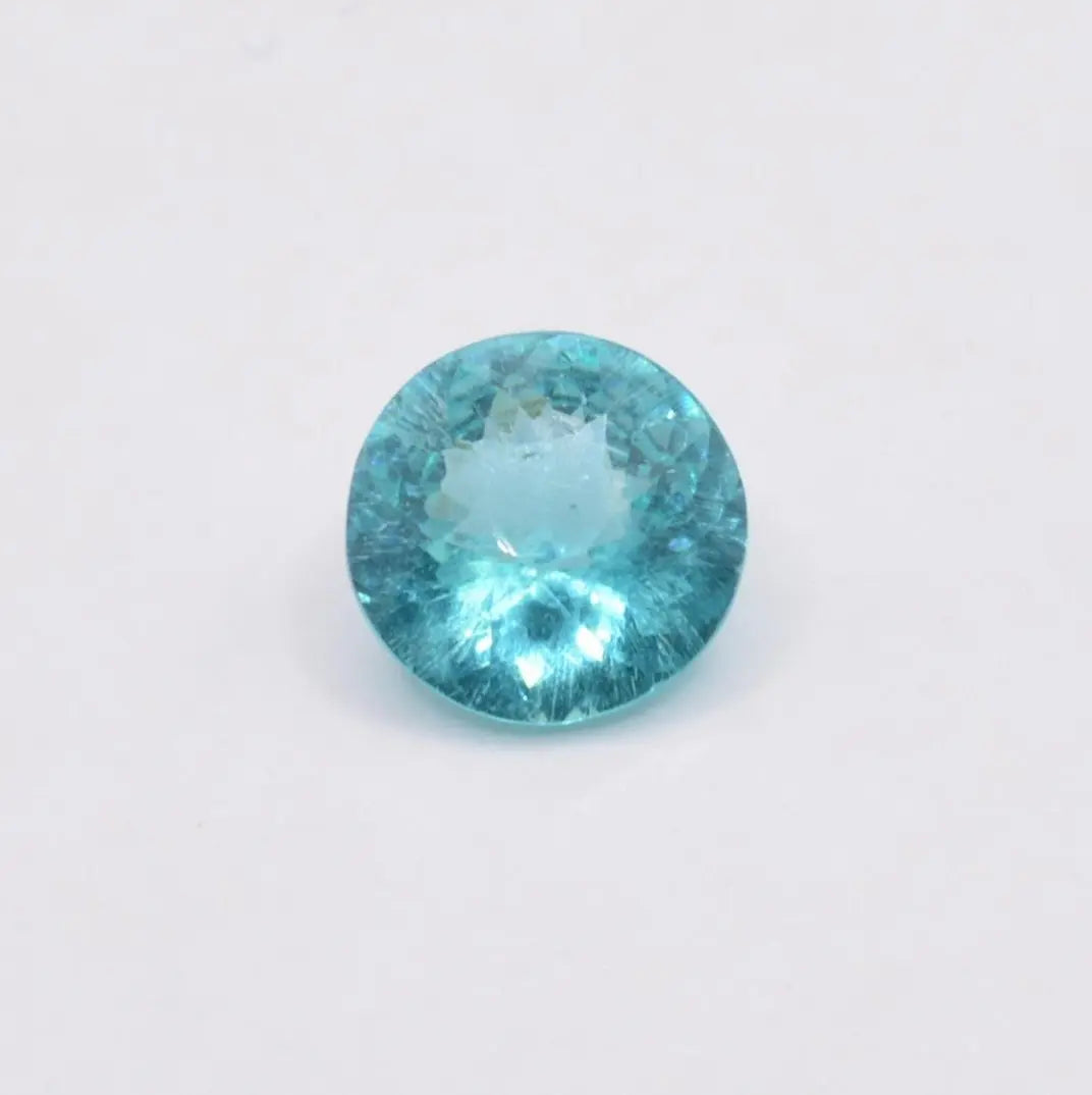 Pierre taillée Apatite 1,42ct