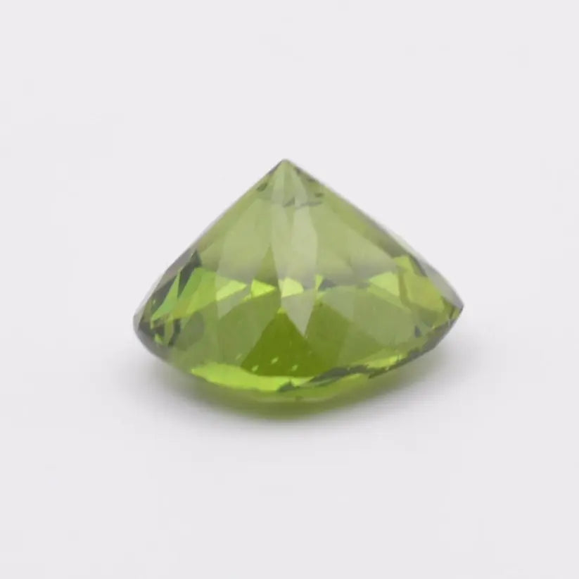 Pierre taillée Apatite 3,83ct