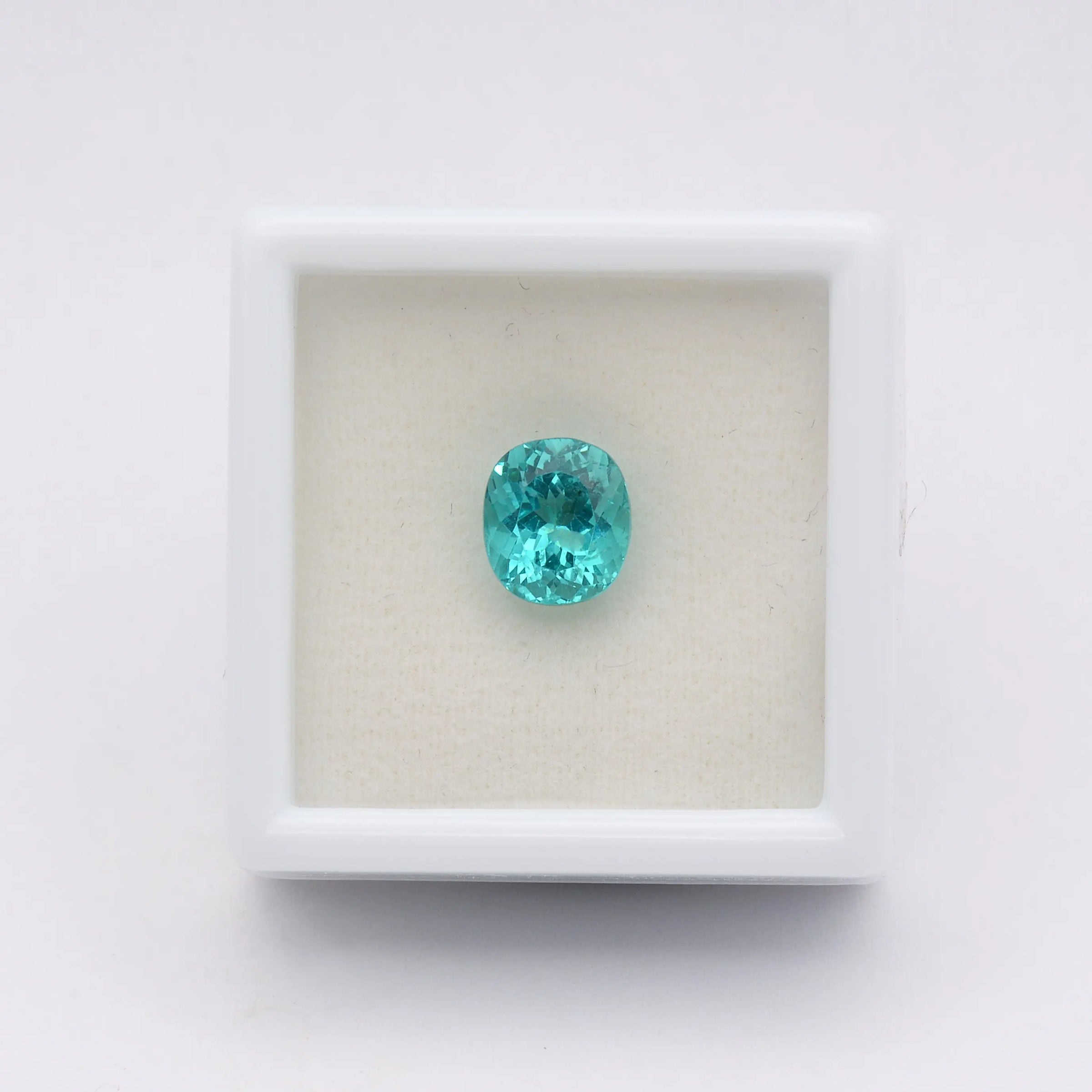 Apatite Bleue Ovale 1,75 ct