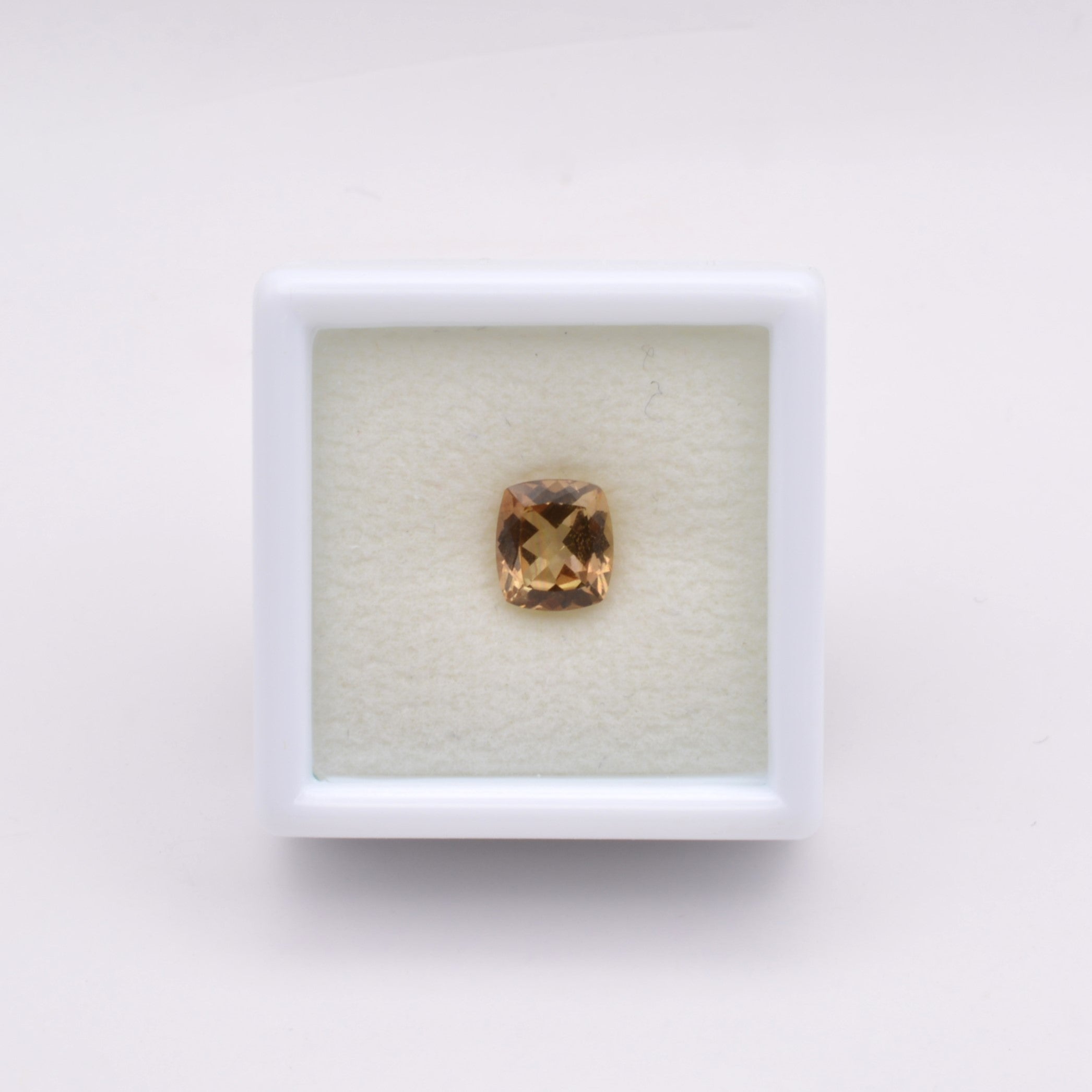 Axinite Coussin 1,06ct