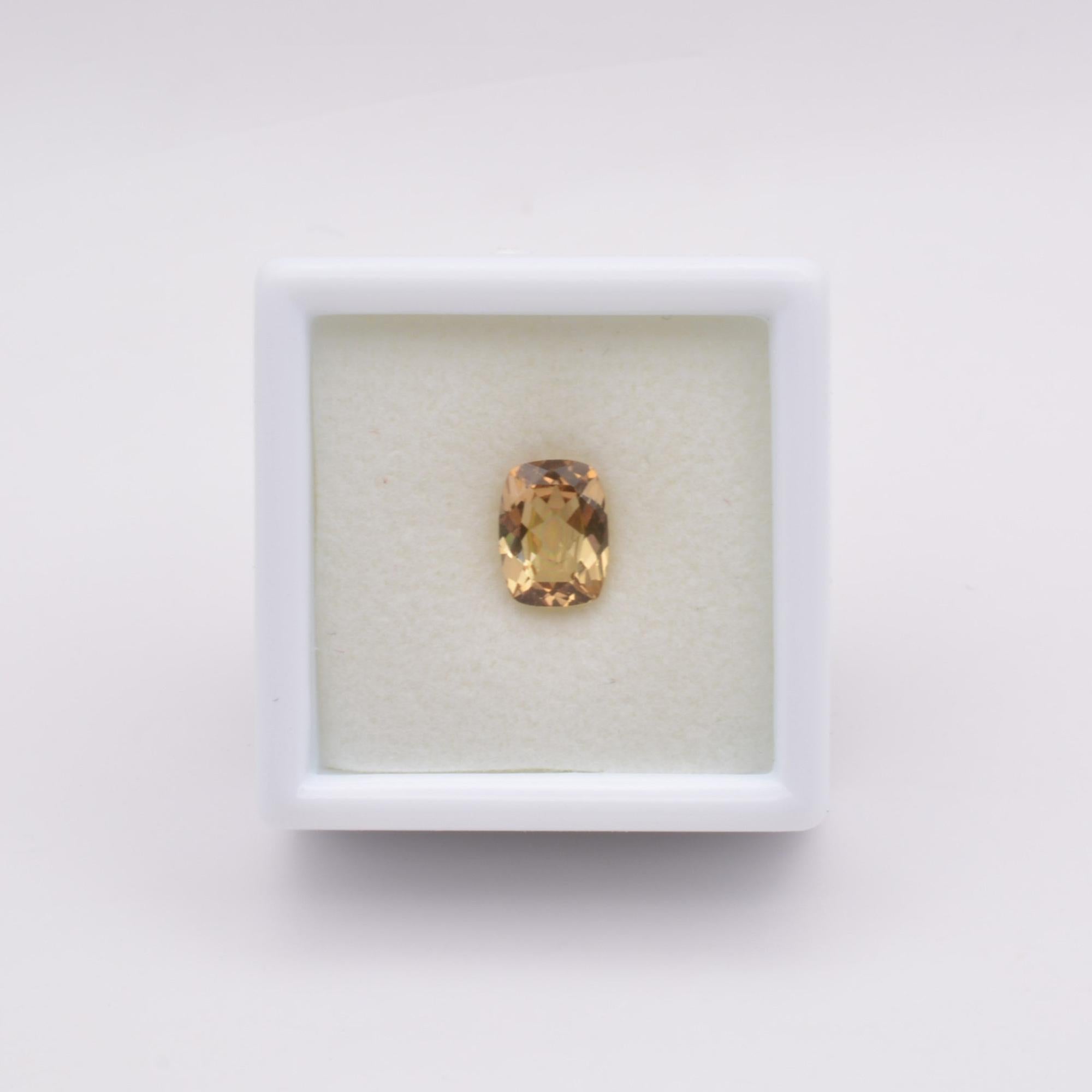 Axinite Coussin 1,03ct