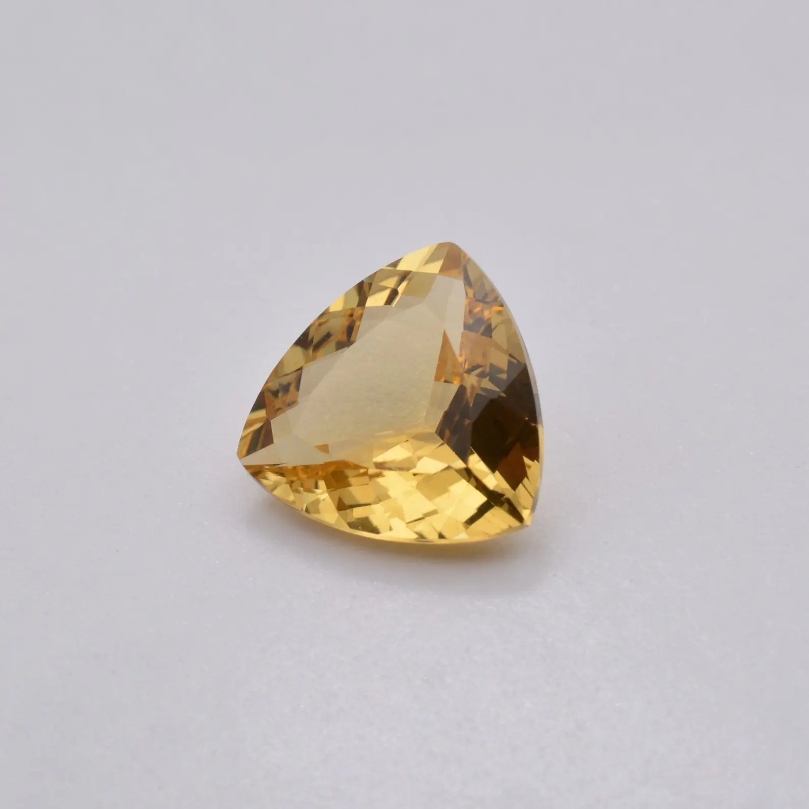 Béryl jaune - Héliodore Trillion 5,56ct - pierre précieuse - gemme