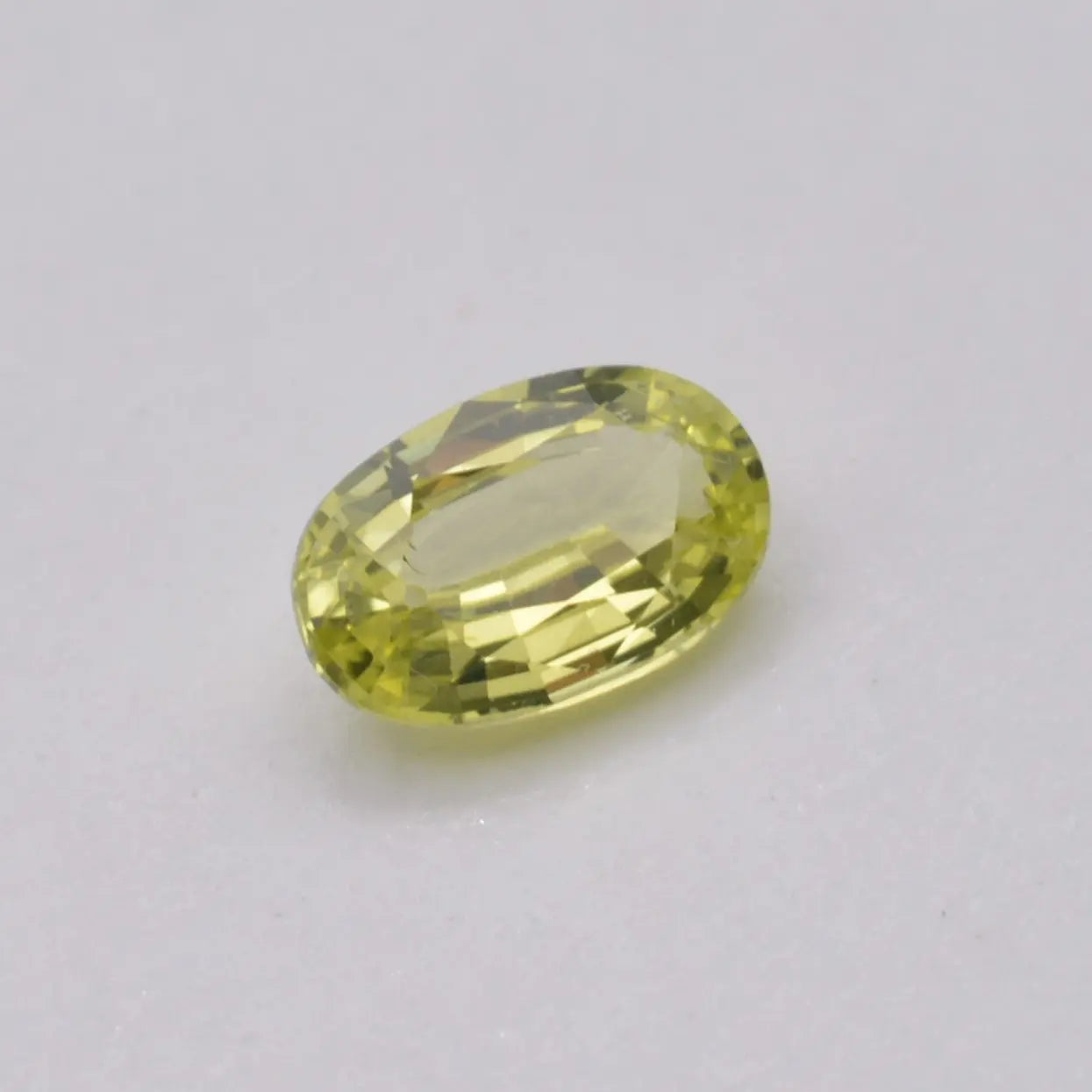 Chrysobéryl Jaune Ovale 0,70ct - pierre précieuse - gemme