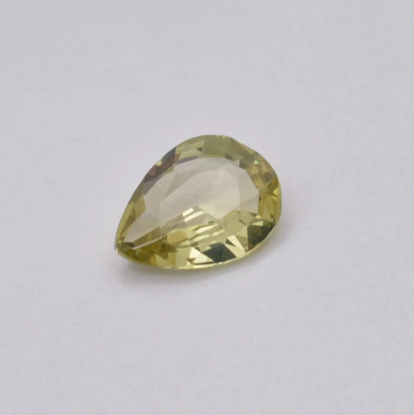 Chrysobéryl Jaune Poire 0,91ct - pierre précieuse - gemme