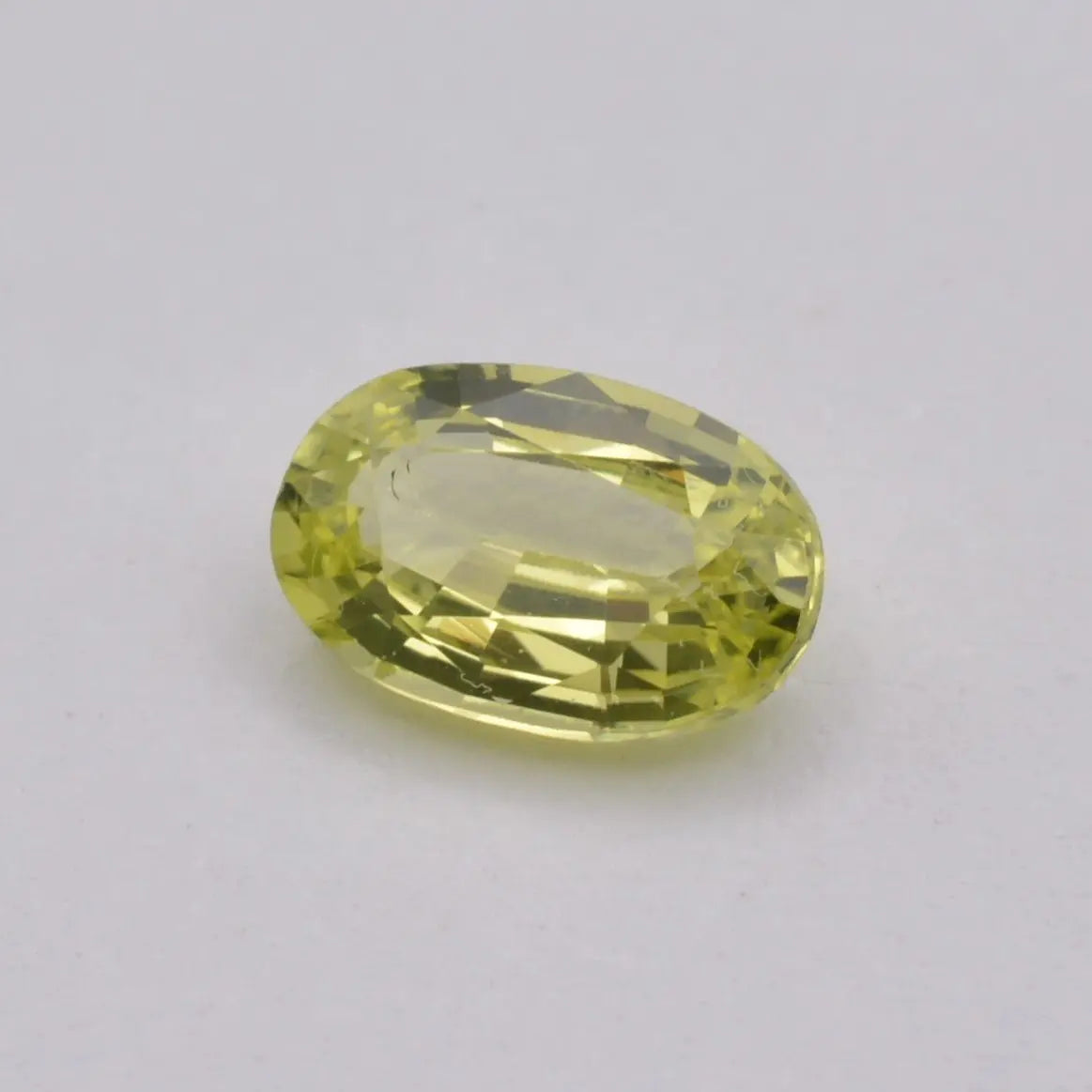 Chrysobéryl Jaune Ovale 0,70ct - pierre précieuse - gemme