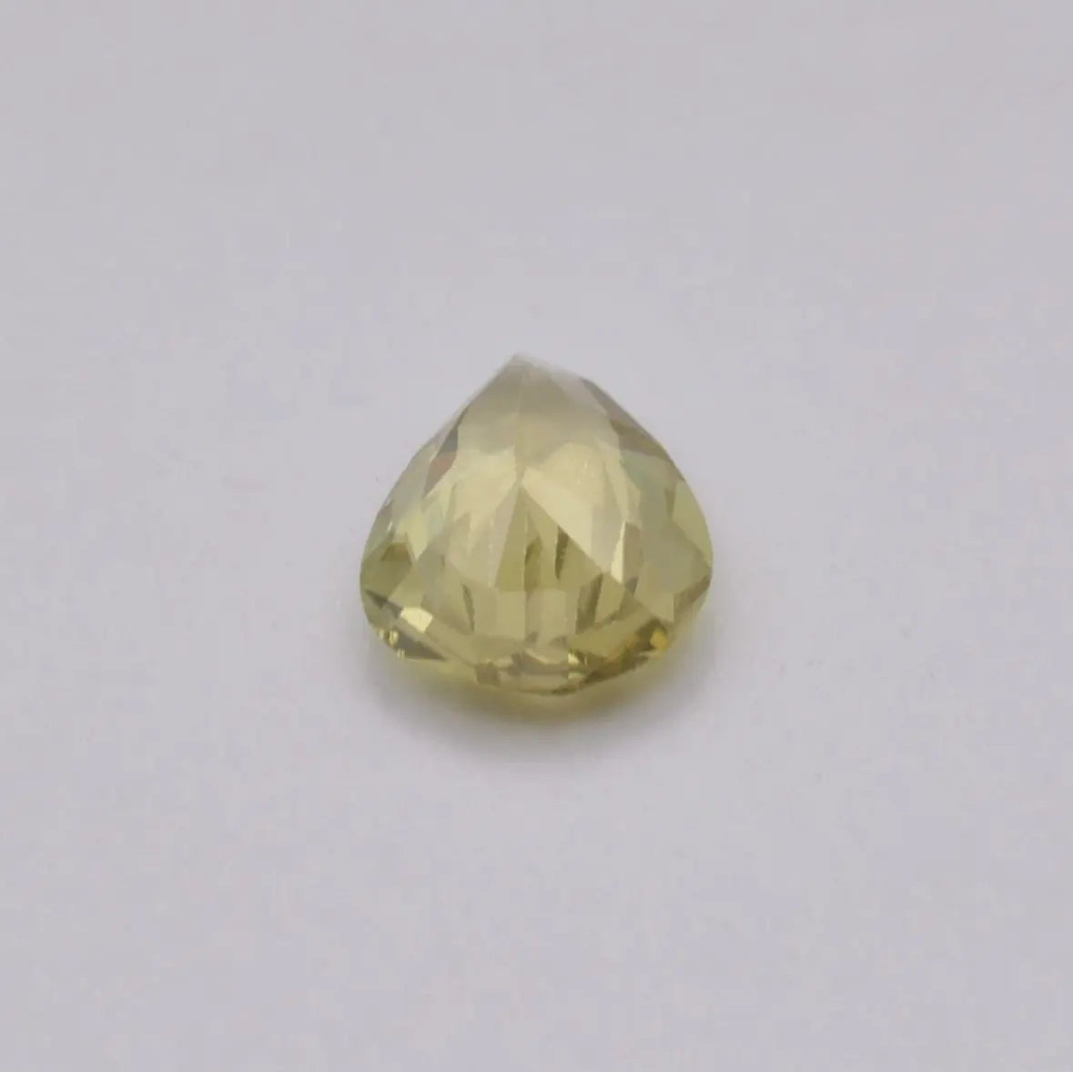 Chrysobéryl Jaune Poire 0,91ct - pierre précieuse - gemme