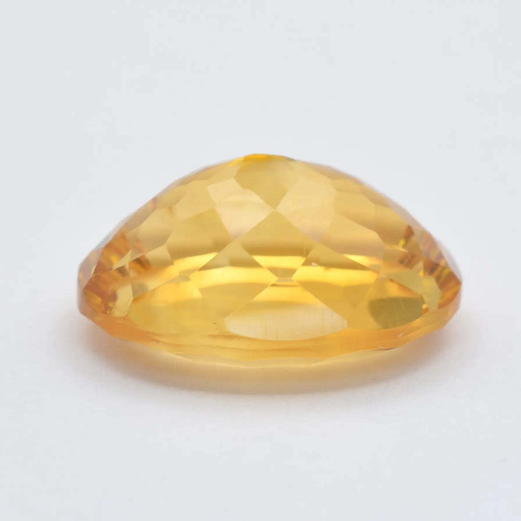 Pierre taillée Citrine Ovale 6,31 ct 