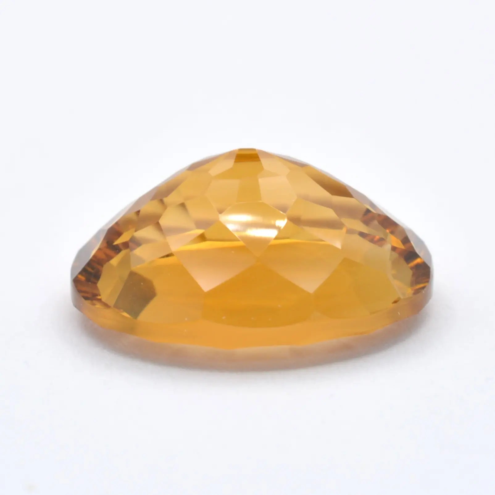 Pierre taillée Citrine Ovale 6,78 ct 