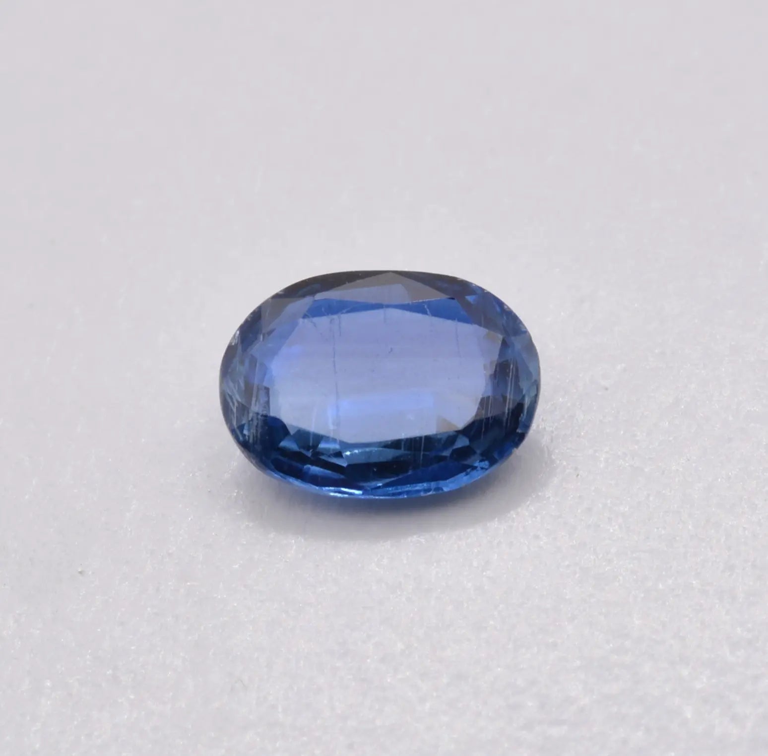 Disthène ou Cyanite 0,88ct - pierre précieuse - gemme