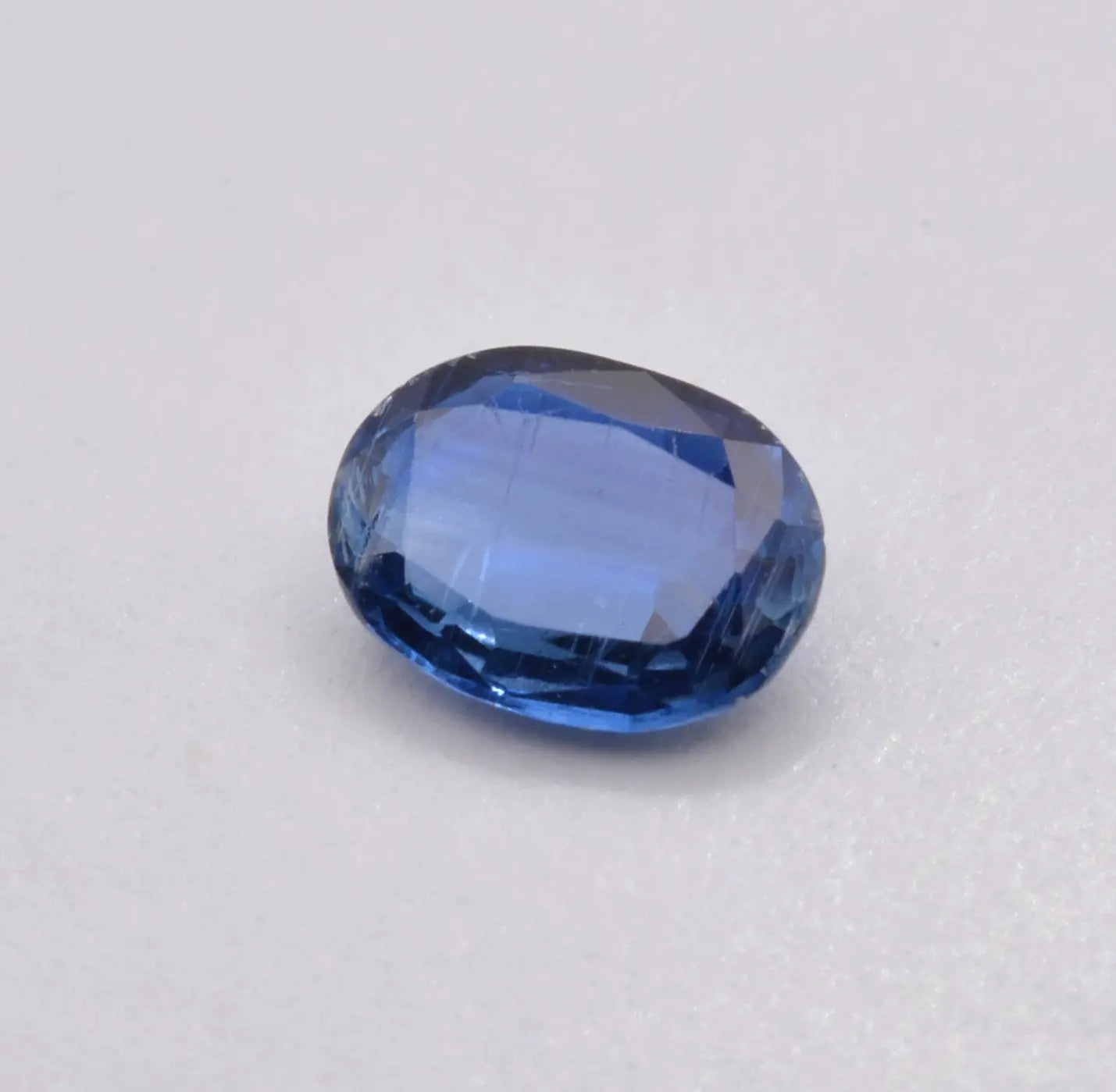 Disthène ou Cyanite 0,88ct - pierre précieuse - gemme