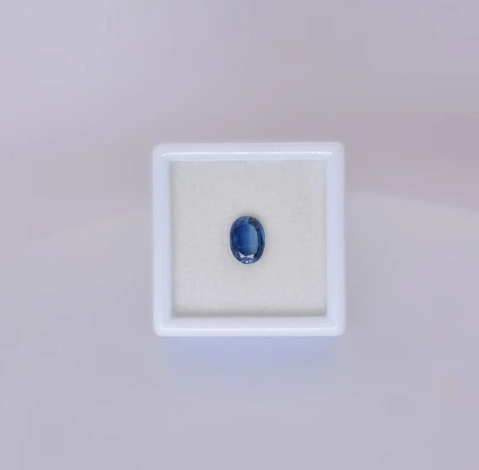 Disthène ou Cyanite 0,88ct - pierre précieuse - gemme
