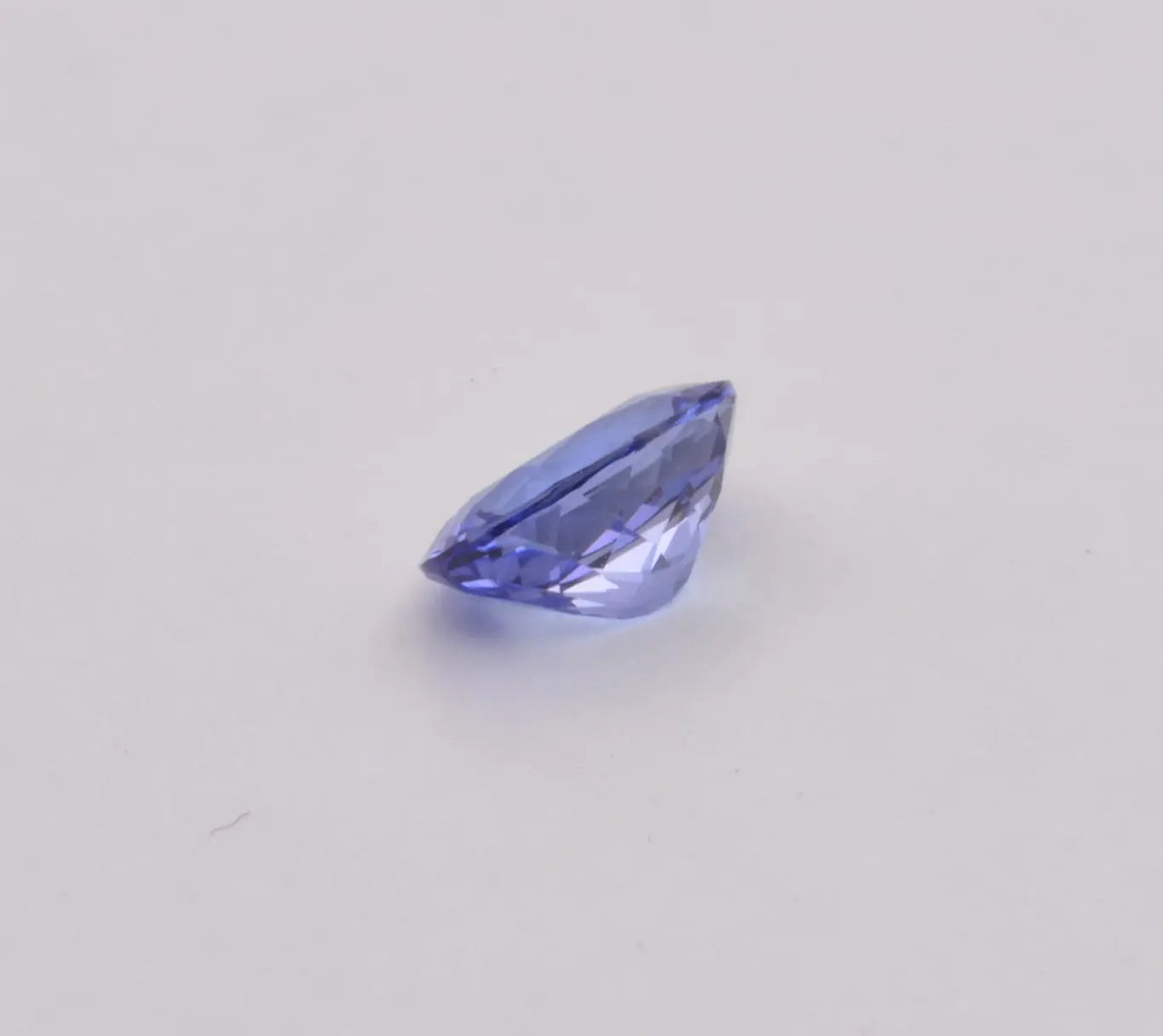 Pierre taillée Tanzanite Ovale 0,87ct