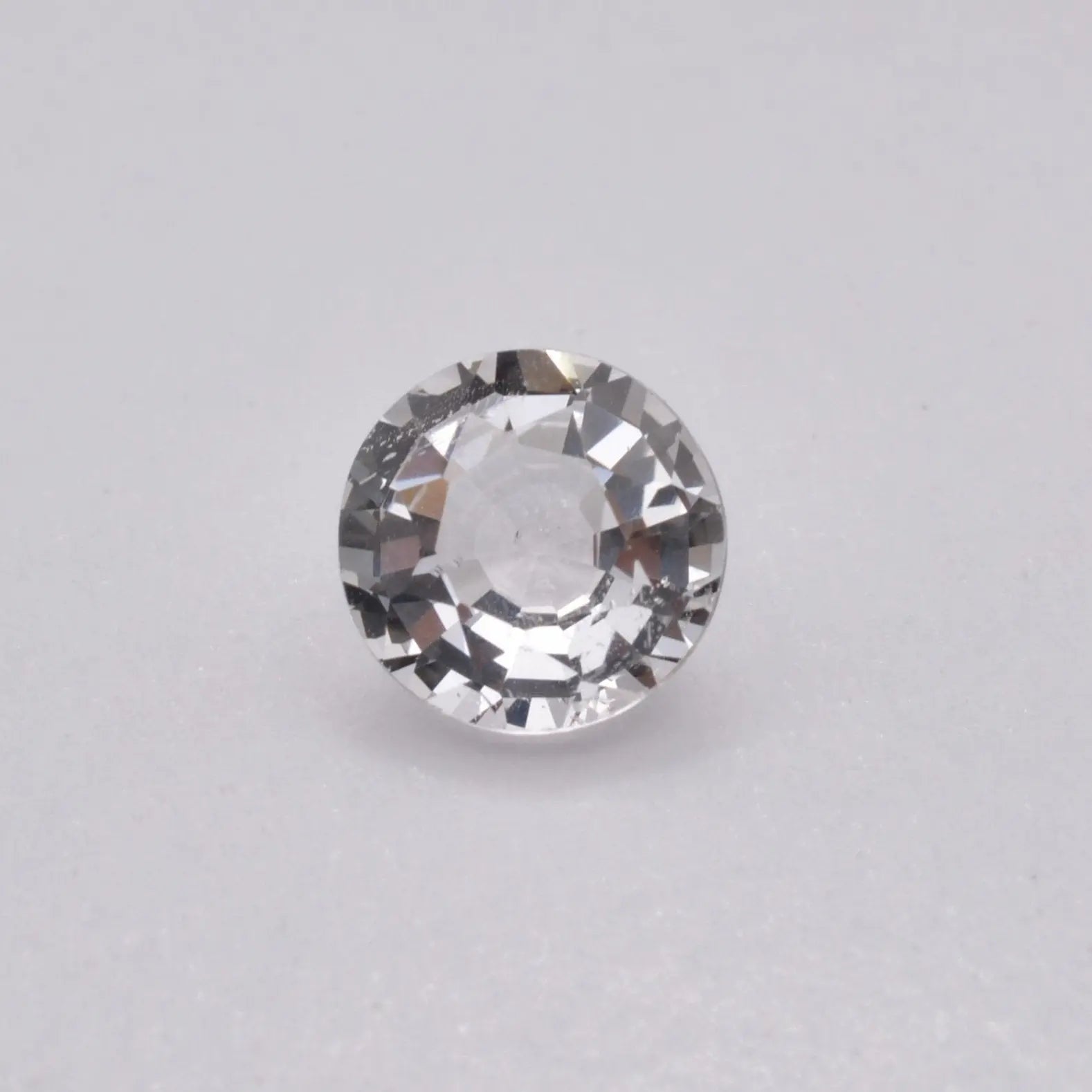 Danburite 1,20ct - pierre précieuse - gemme