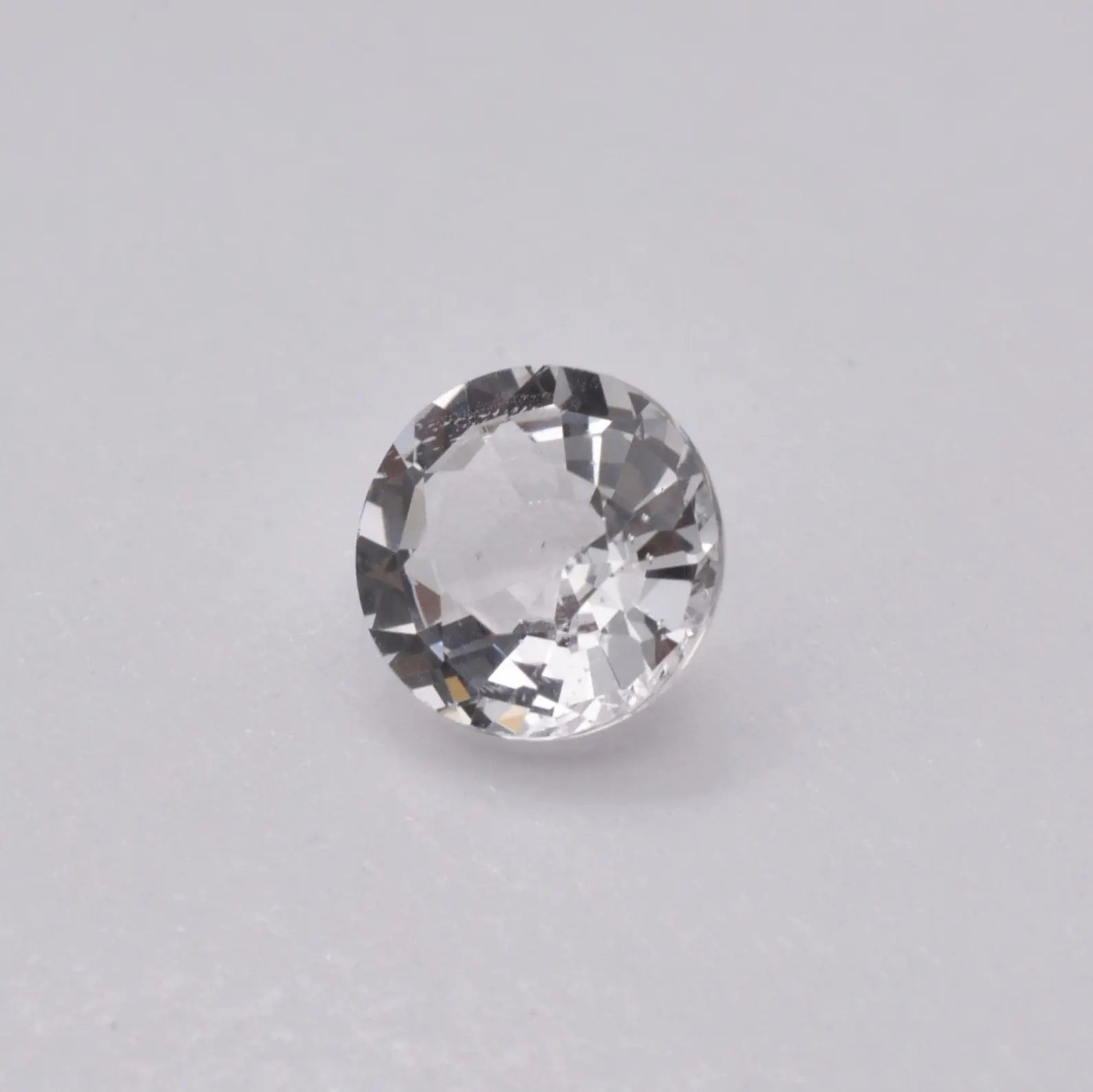 Danburite 1,20ct - pierre précieuse - gemme