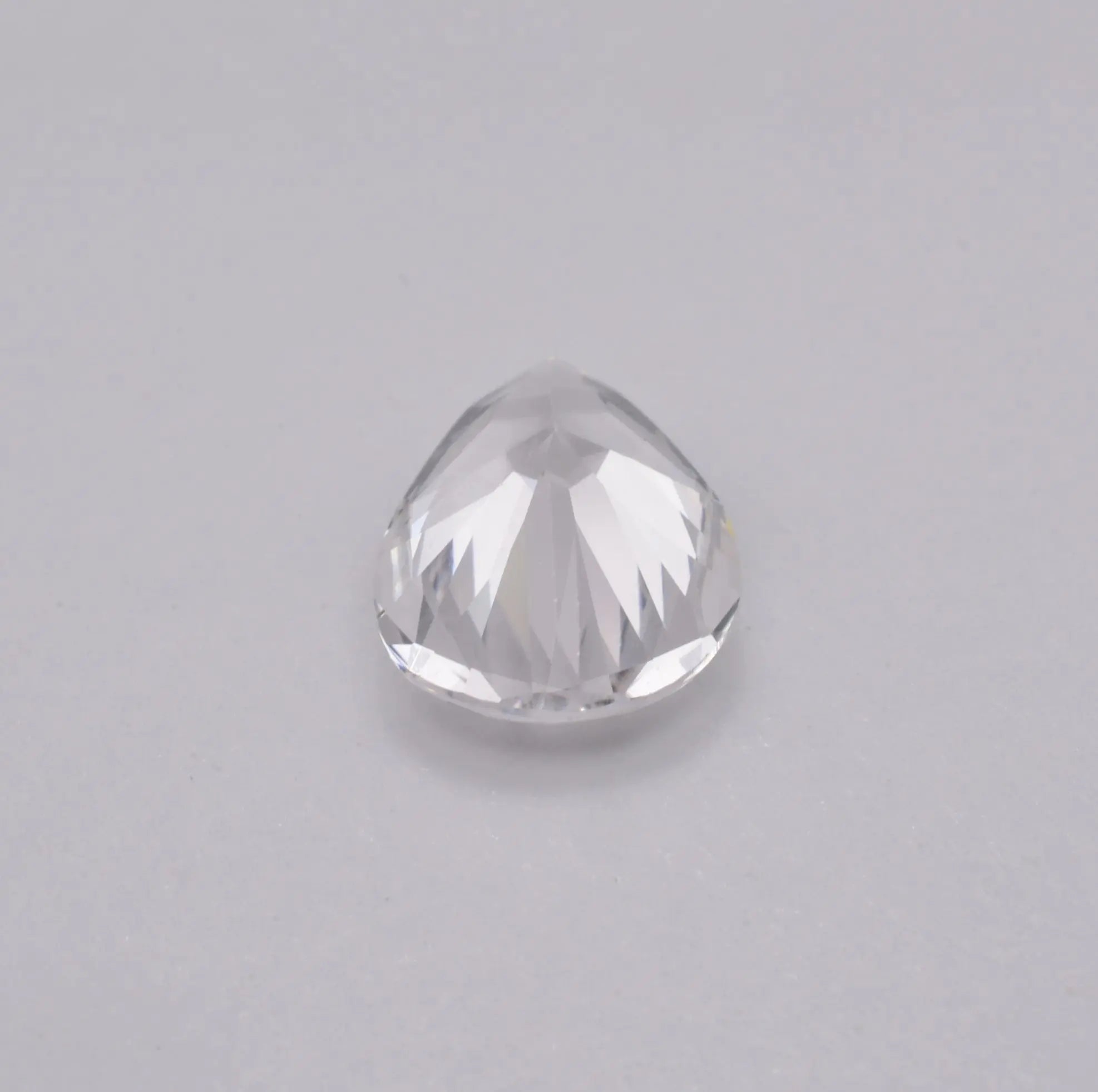 gemme taillée Danburite Poire 4,79ct PASSOT-GEMS