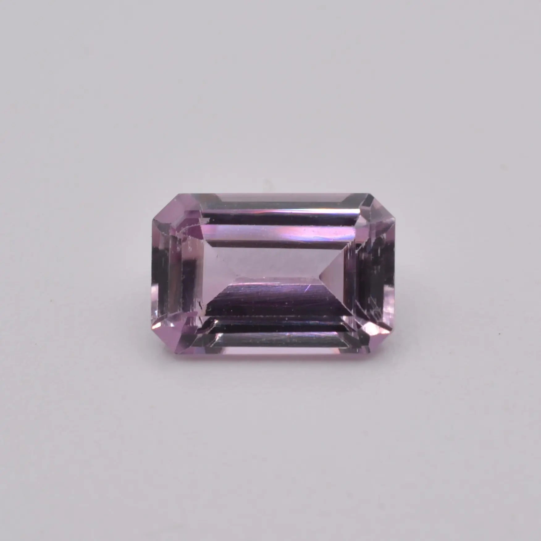 gemme taillée Diaspore Rose Rectangle 1,21ct