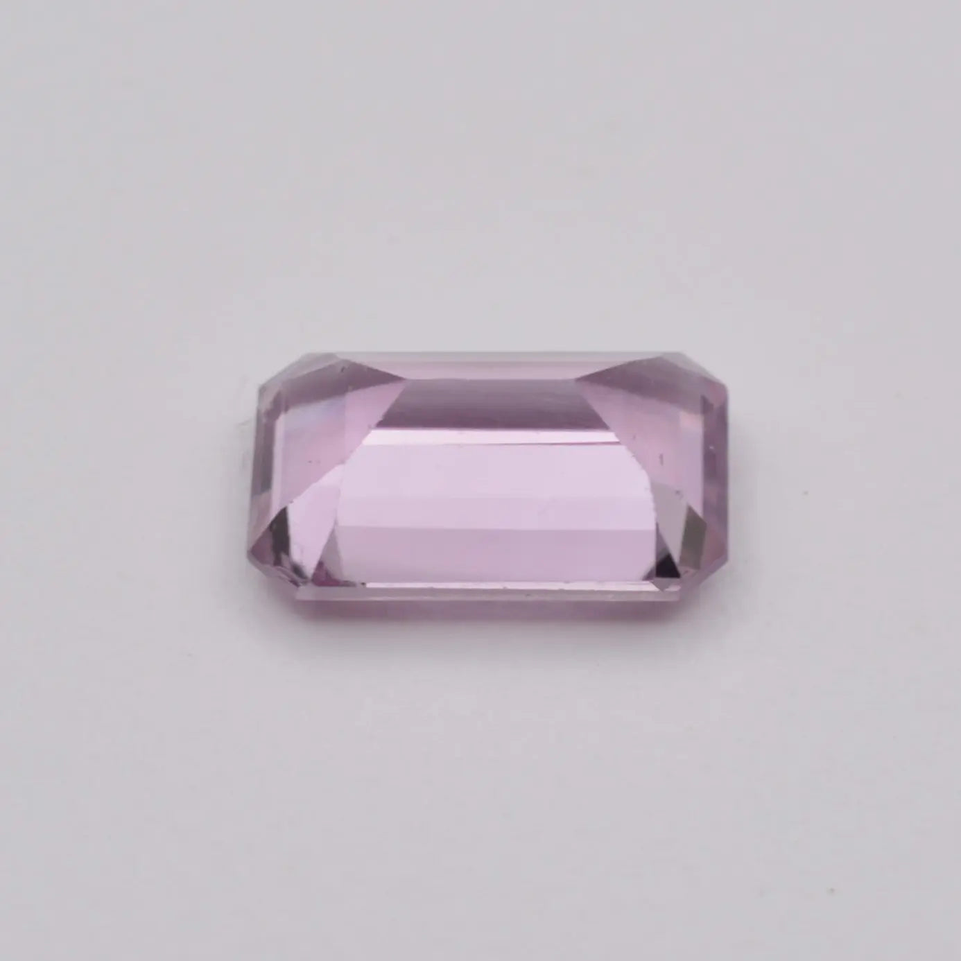 gemme taillée Diaspore Rose Rectangle 1,21ct