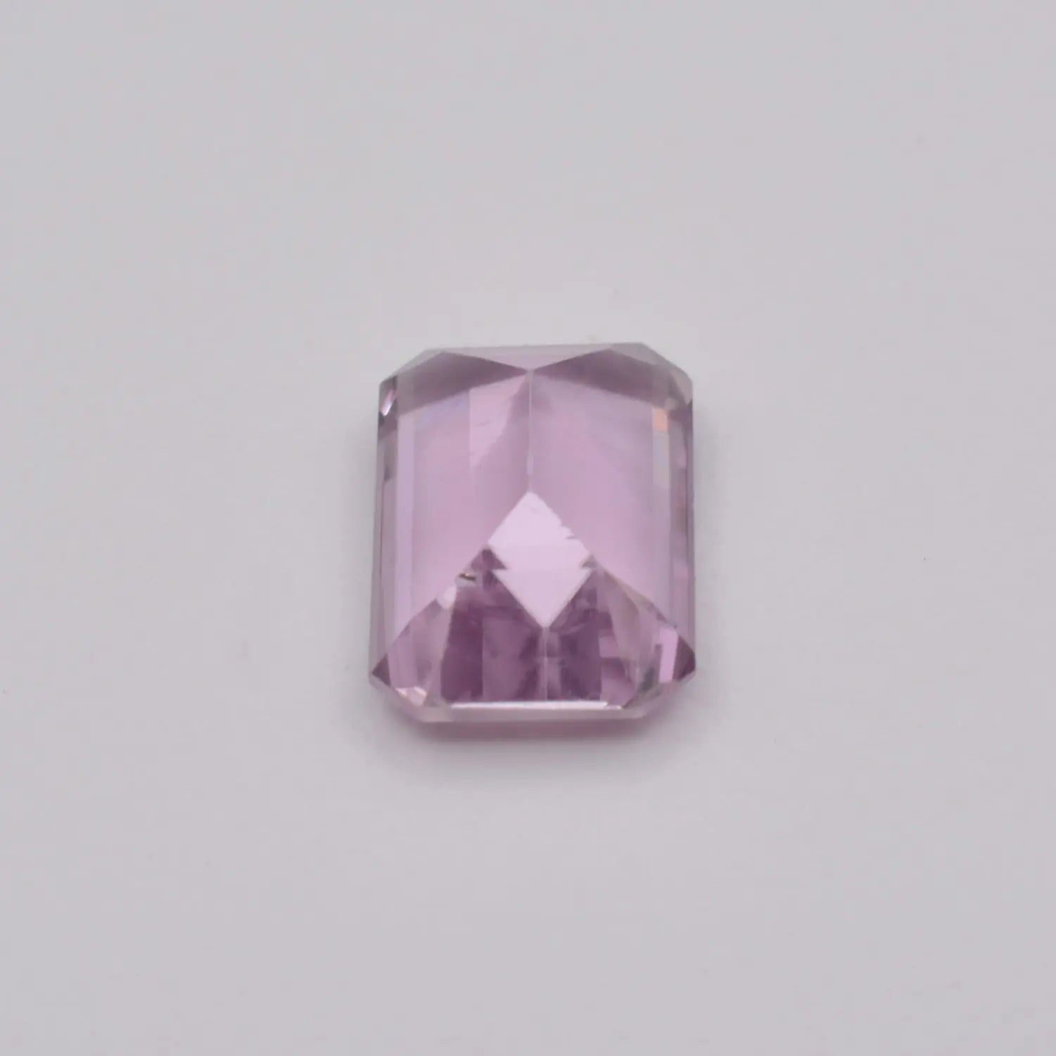 gemme taillée Diaspore Rose Rectangle 1,21ct