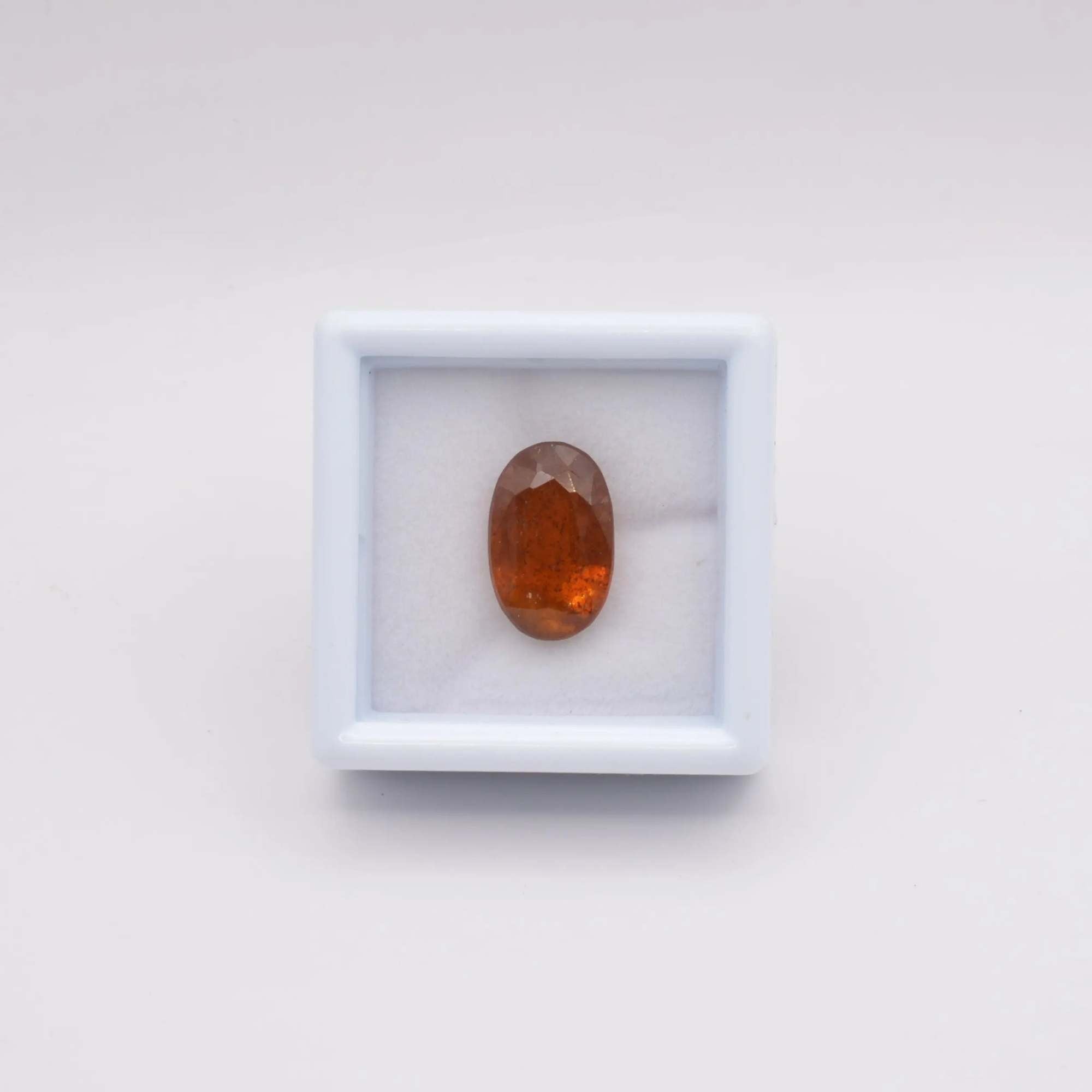 Gemme taillée Disthène orange 4,83ct Copie