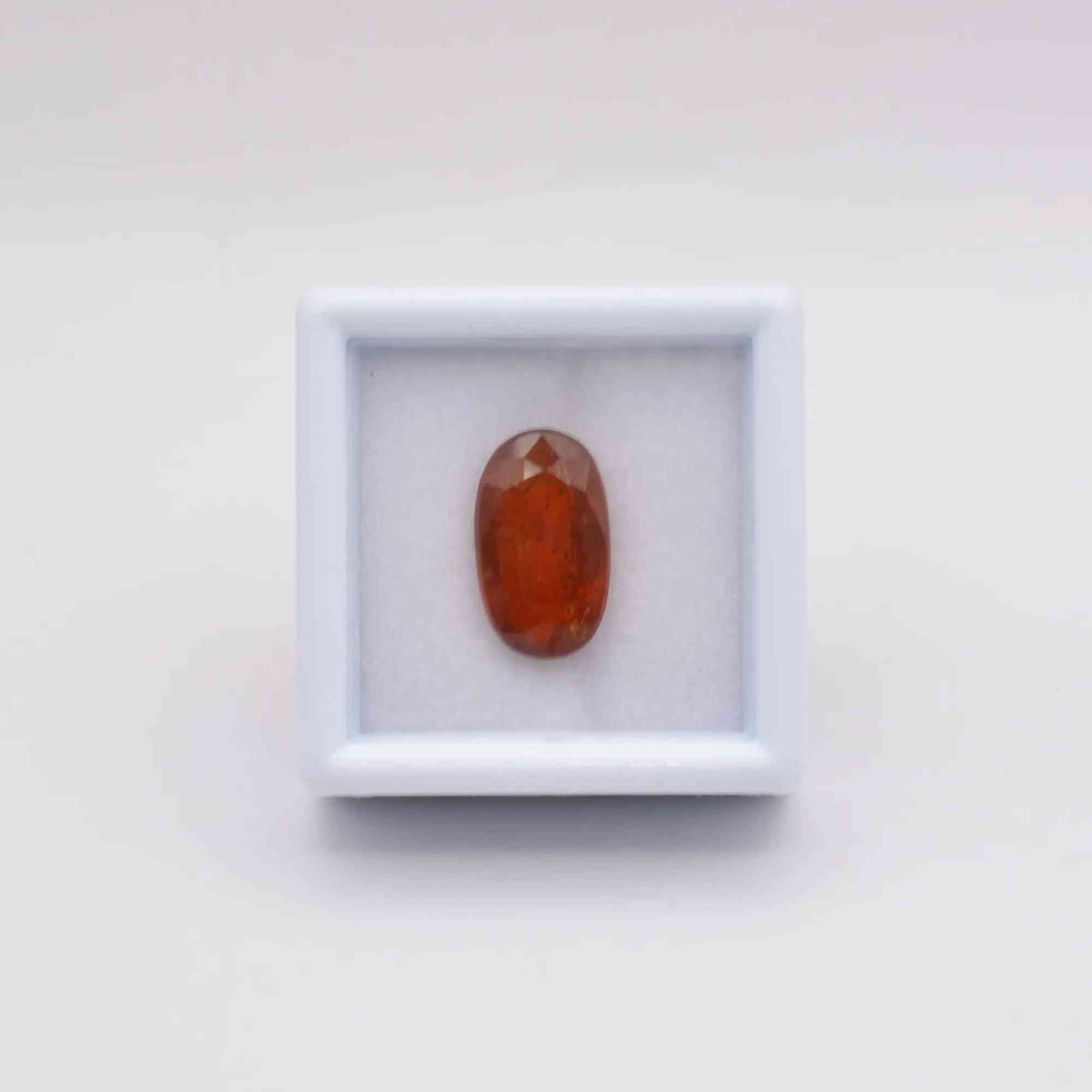 Gemme taillée Disthène orange 4,18ct