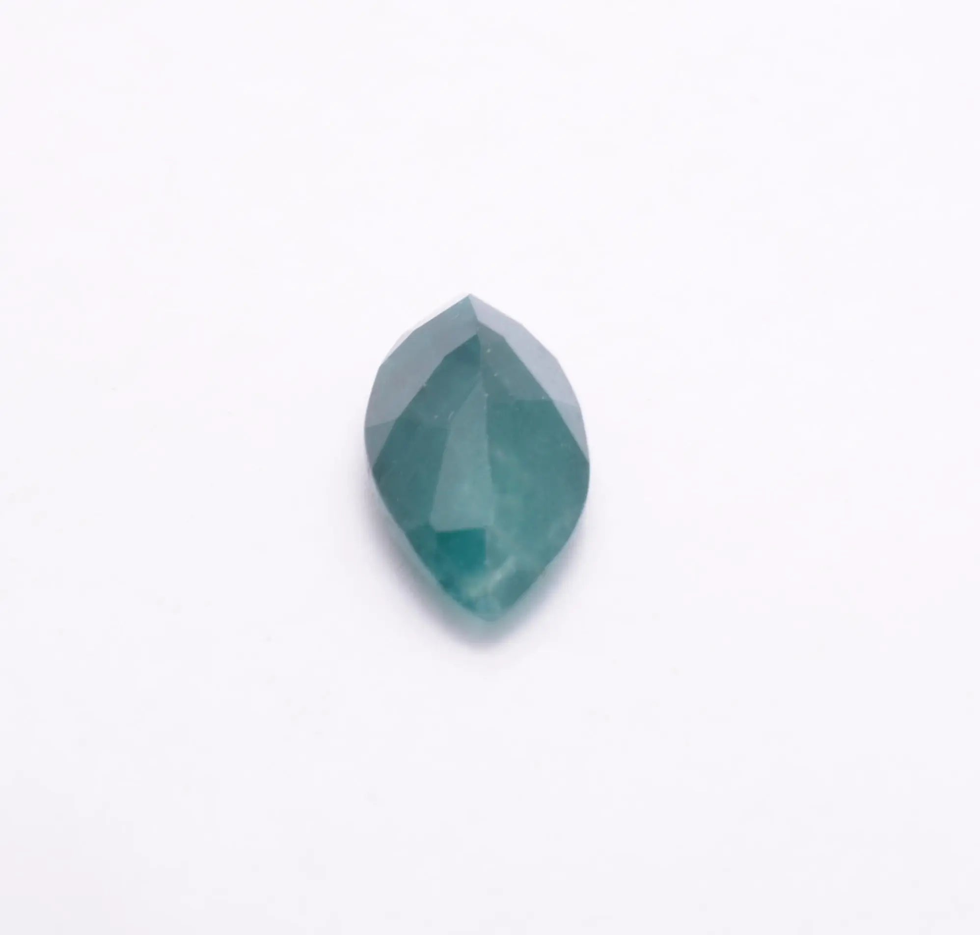 Gemme taillée Grandidierite 2,28ct