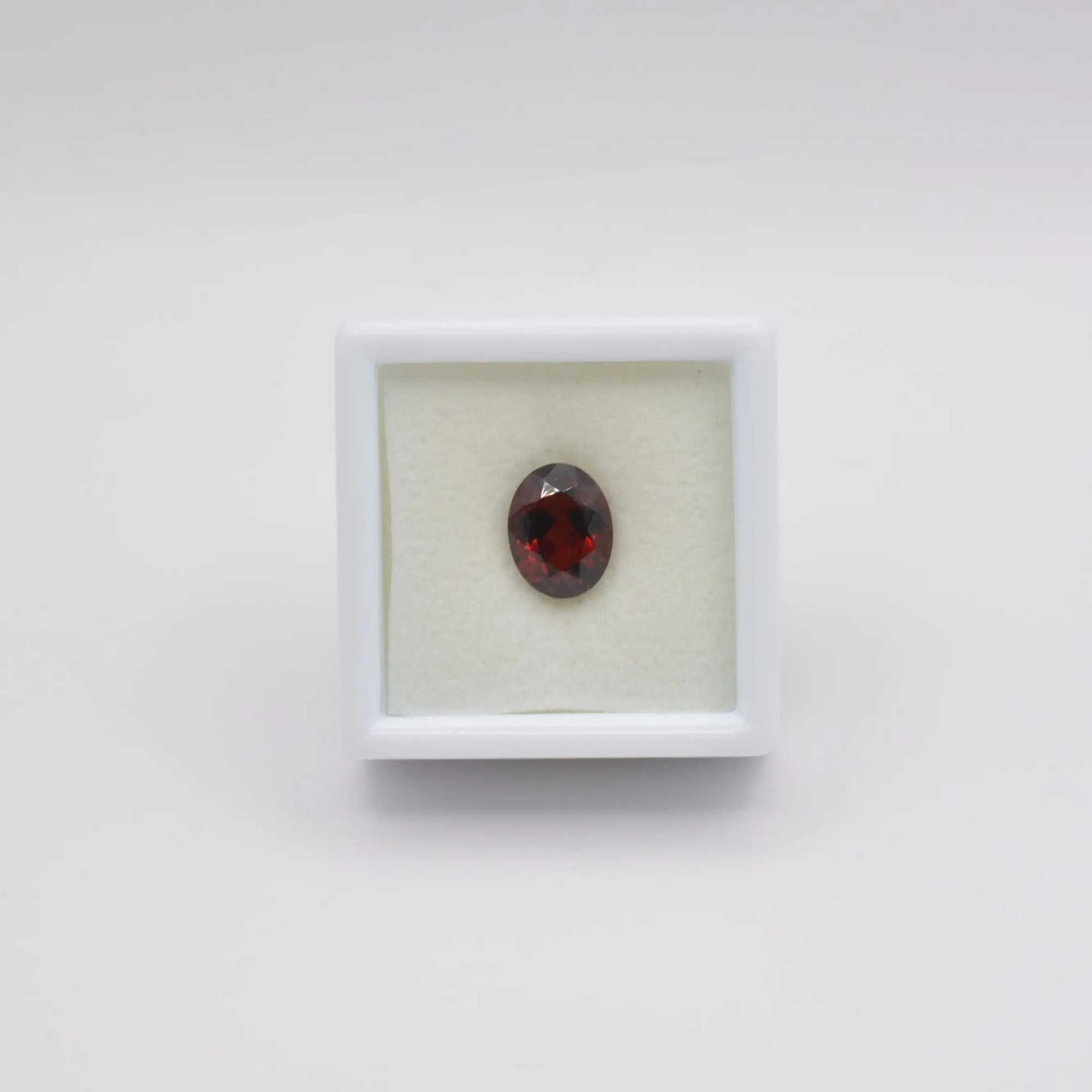 Grenat 2,10ct - pierre précieuse - gemme