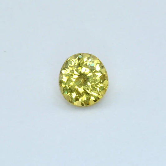 Pierre taillée Grenat du Mali Jaune Ovale 0,81 ct