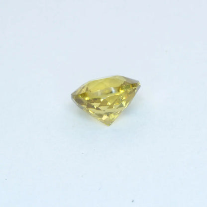 Pierre taillée Grenat du Mali Jaune Ovale 0,81 ct