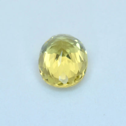 Pierre taillée Grenat du Mali Jaune Ovale 0,98 ct