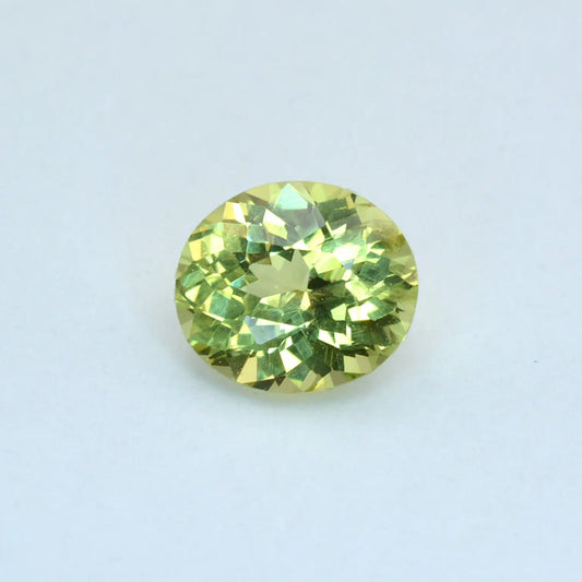 Pierre taillée Grenat du Mali Jaune Ovale 1,06 ct