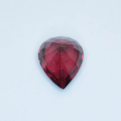 pierre taillée Grenat Rhodolite Poire 1,88ct