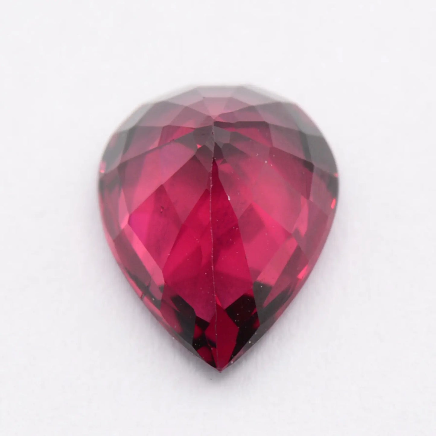 Grenat Rhodolite Poire 1,96 ct