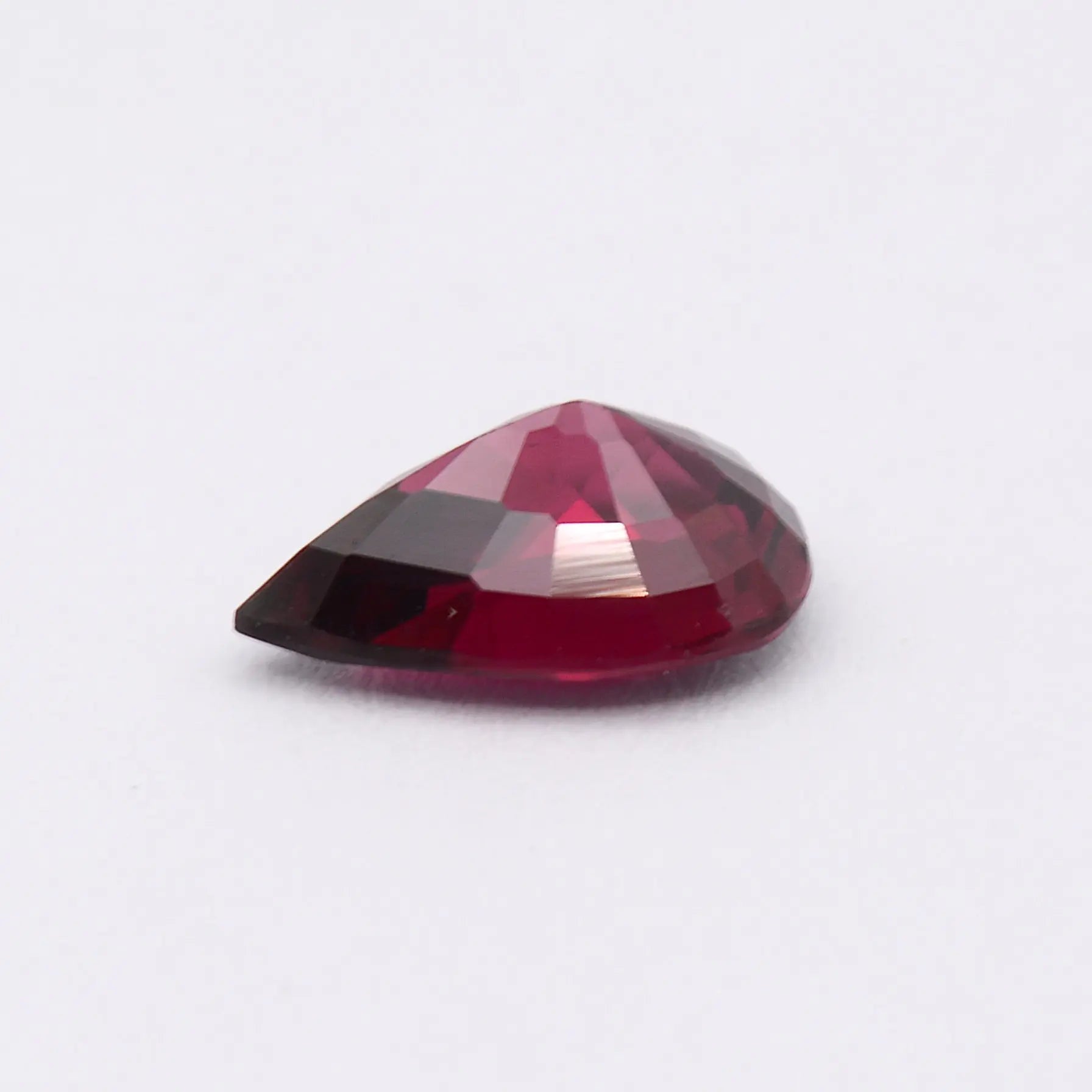 Grenat Rhodolite Poire 1,67 ct