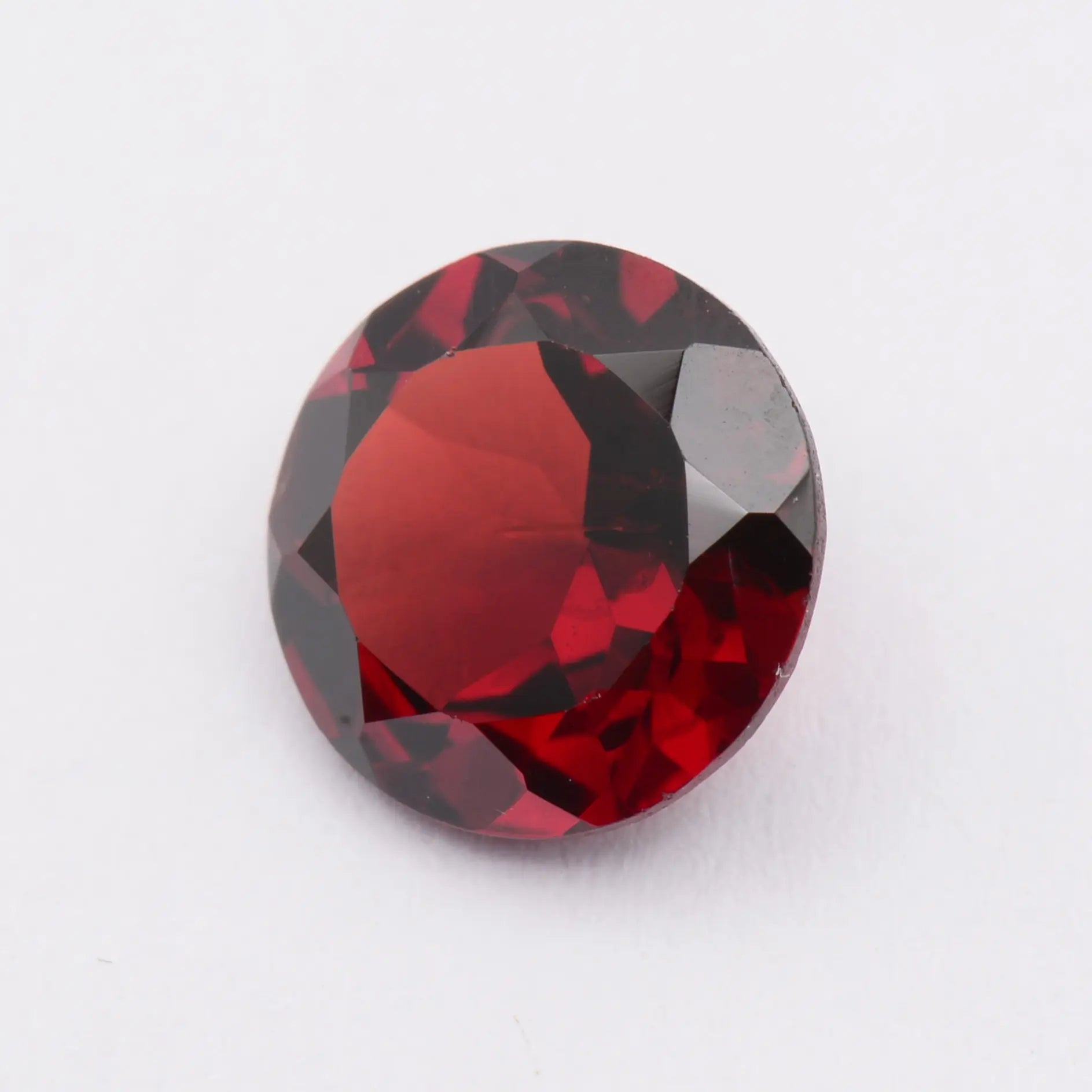 Pierre taillée Grenat Rouge Rond 2,17 ct 