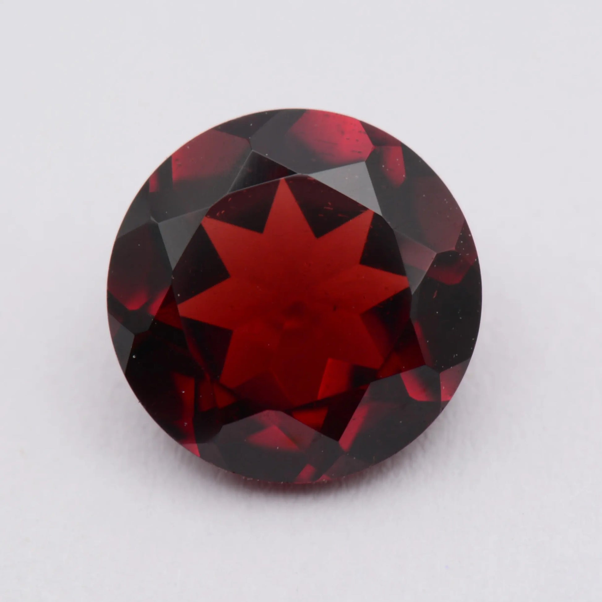 Pierre taillée Grenat Rouge Rond 2,21 ct 