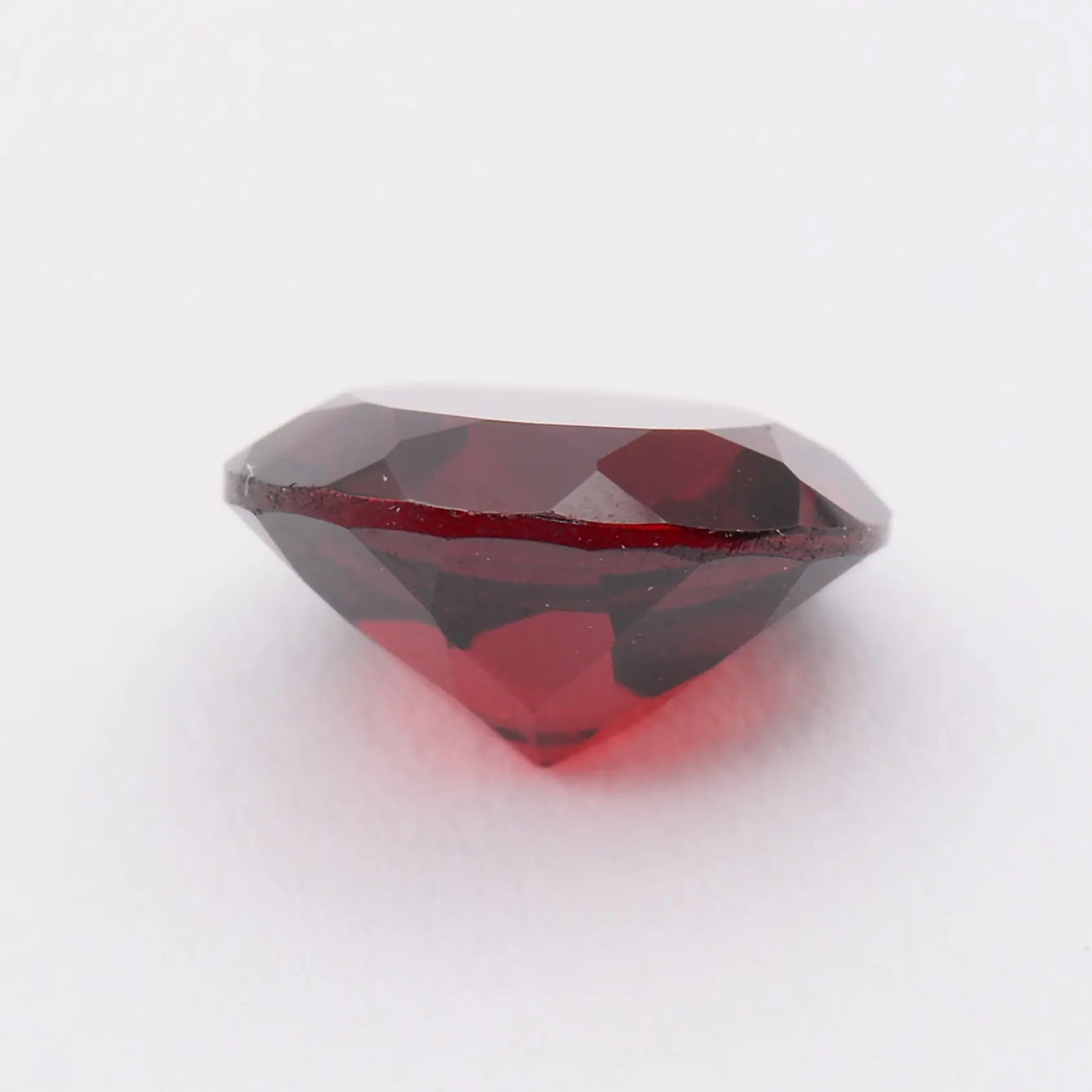 Pierre taillée Grenat Rouge Rond 2,17 ct 
