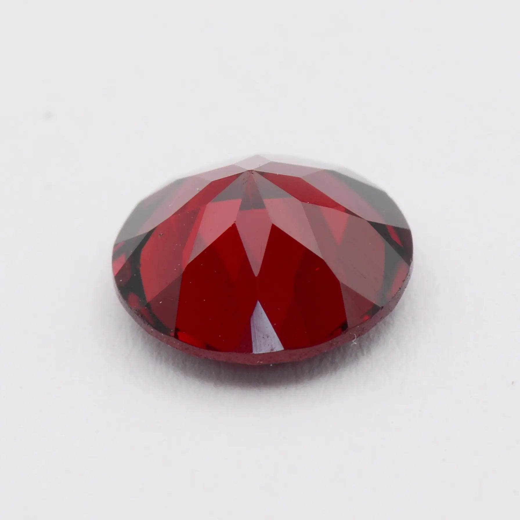 Pierre taillée Grenat Rouge Rond 2,17 ct 