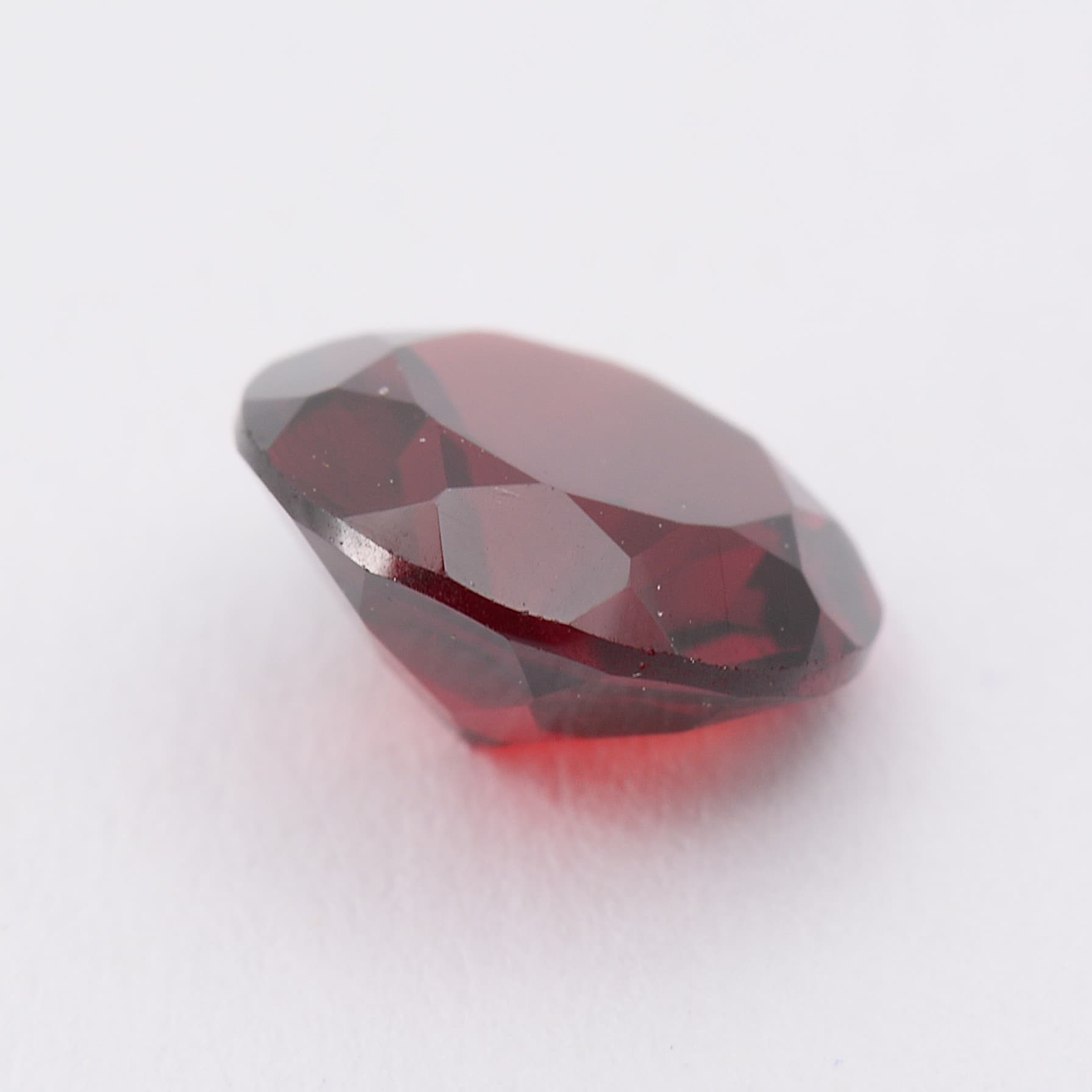 Pierre taillée Grenat Rouge Rond 2,21 ct 