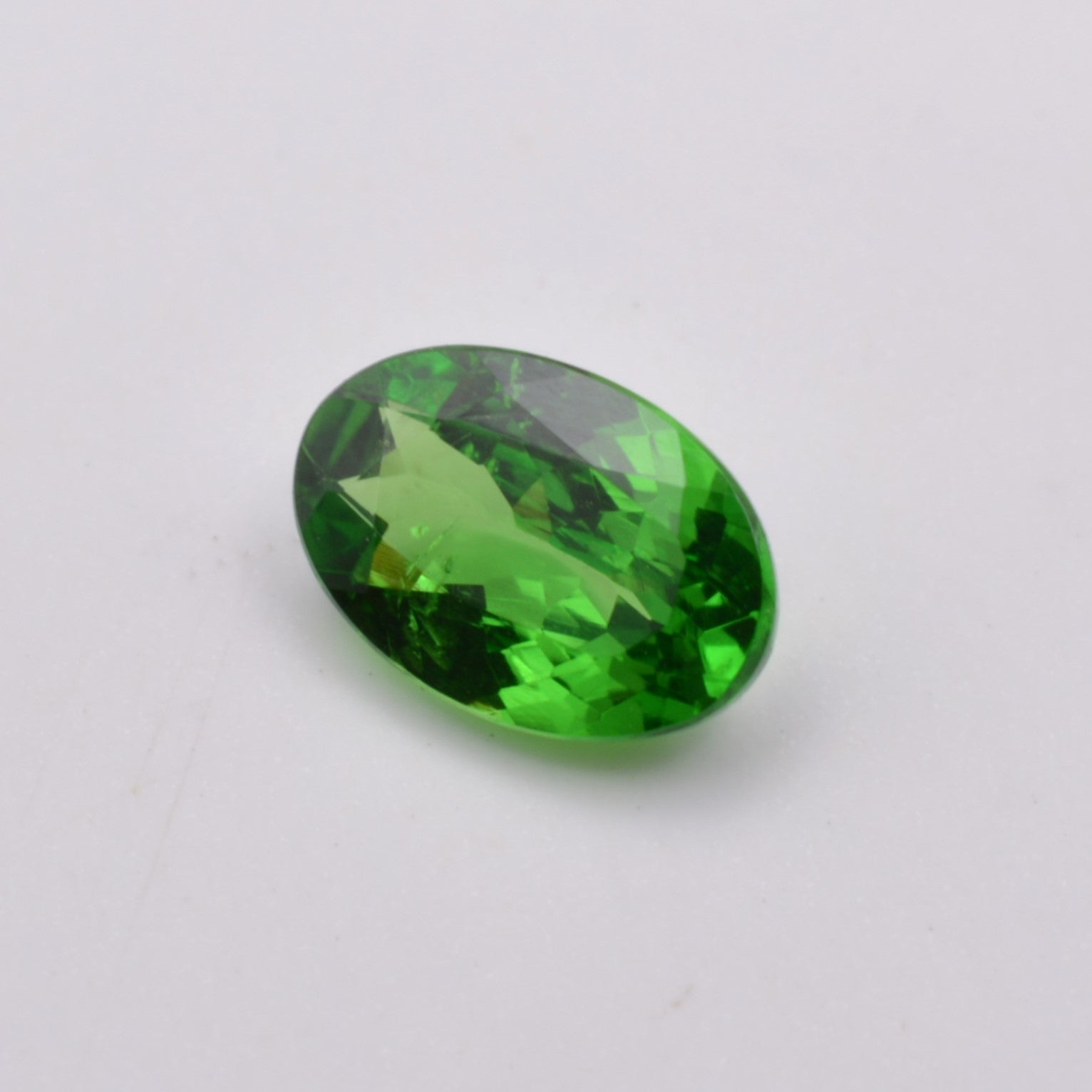 Grenat Tsavorite Ovale 0,48ct - pierre précieuse - gemme