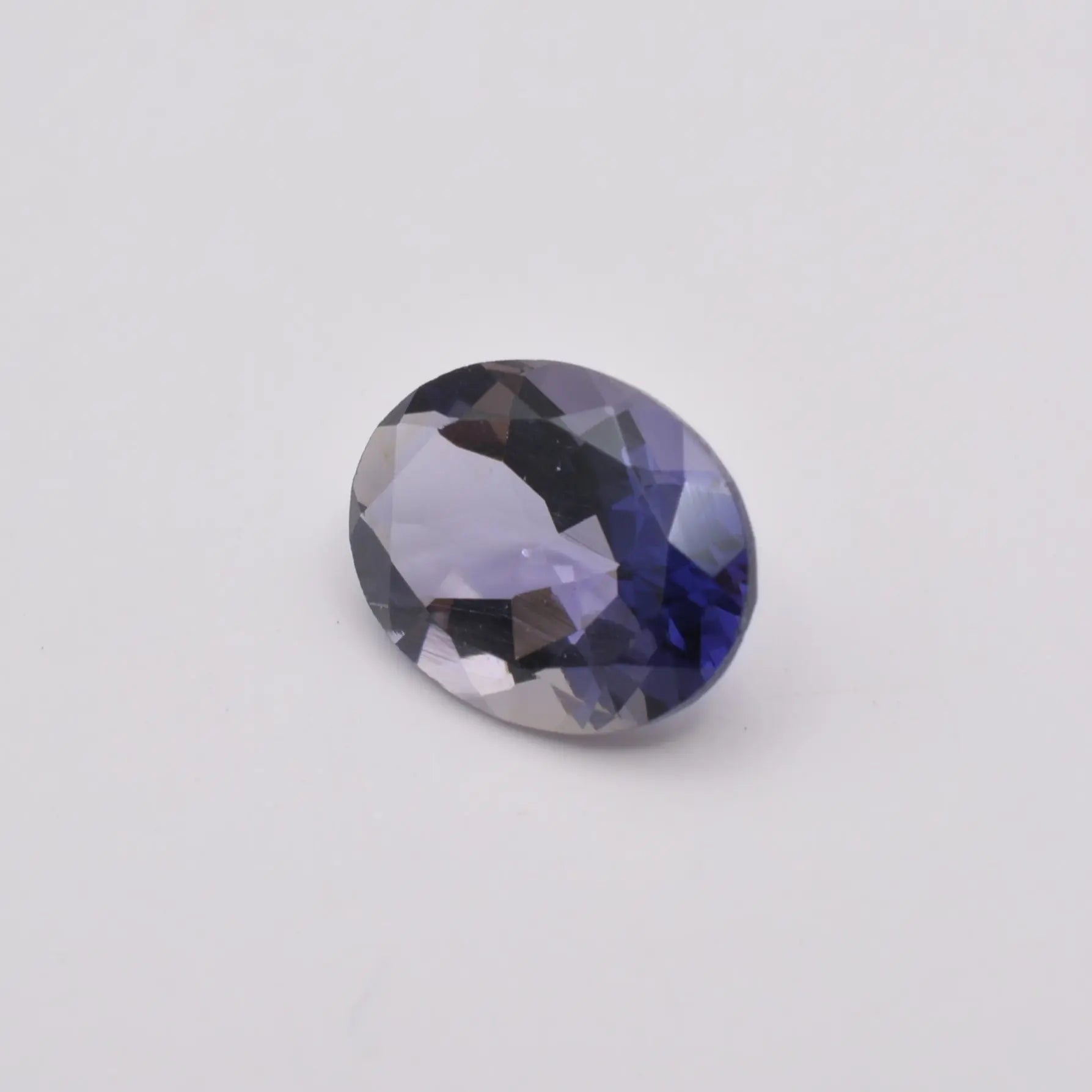 Gemme taillée Iolite ou Cordiérite 1,46ct