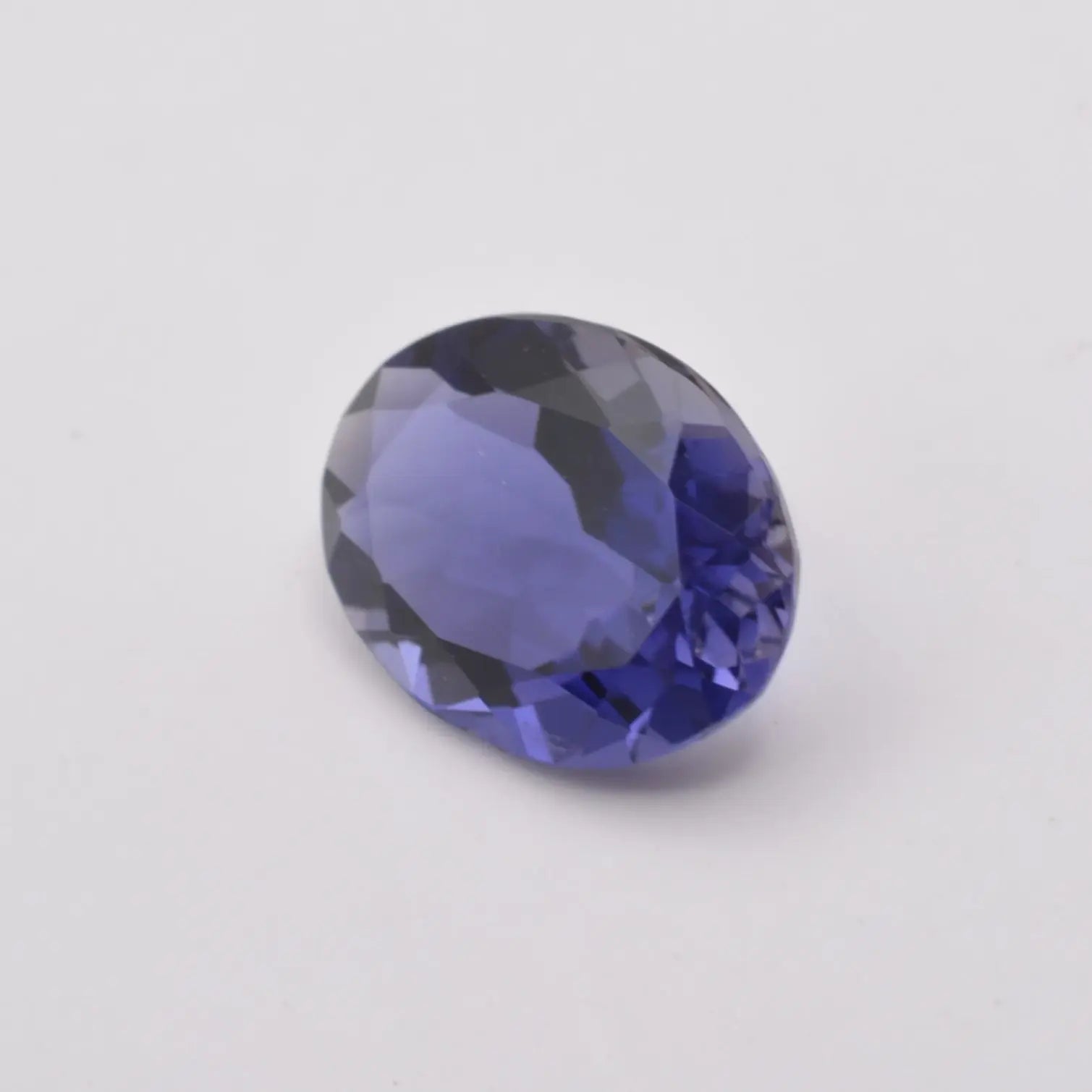 Gemme taillée Iolite ou Cordiérite 1,35ct