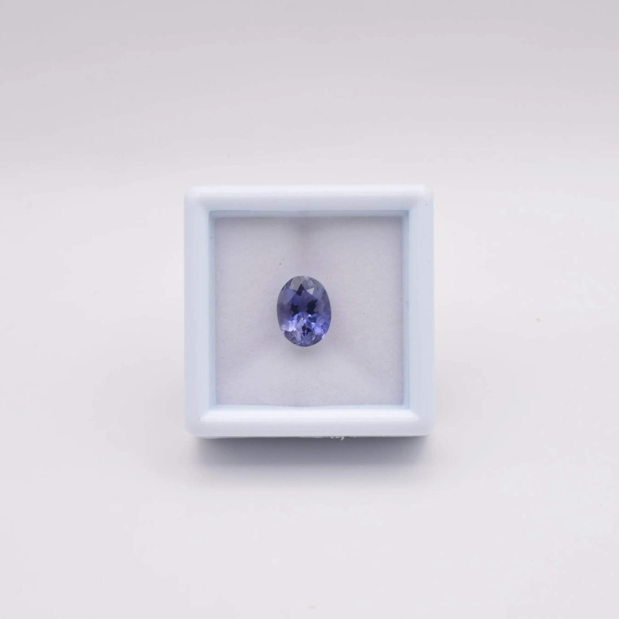 Gemme taillée Iolite ou Cordiérite 1,43ct