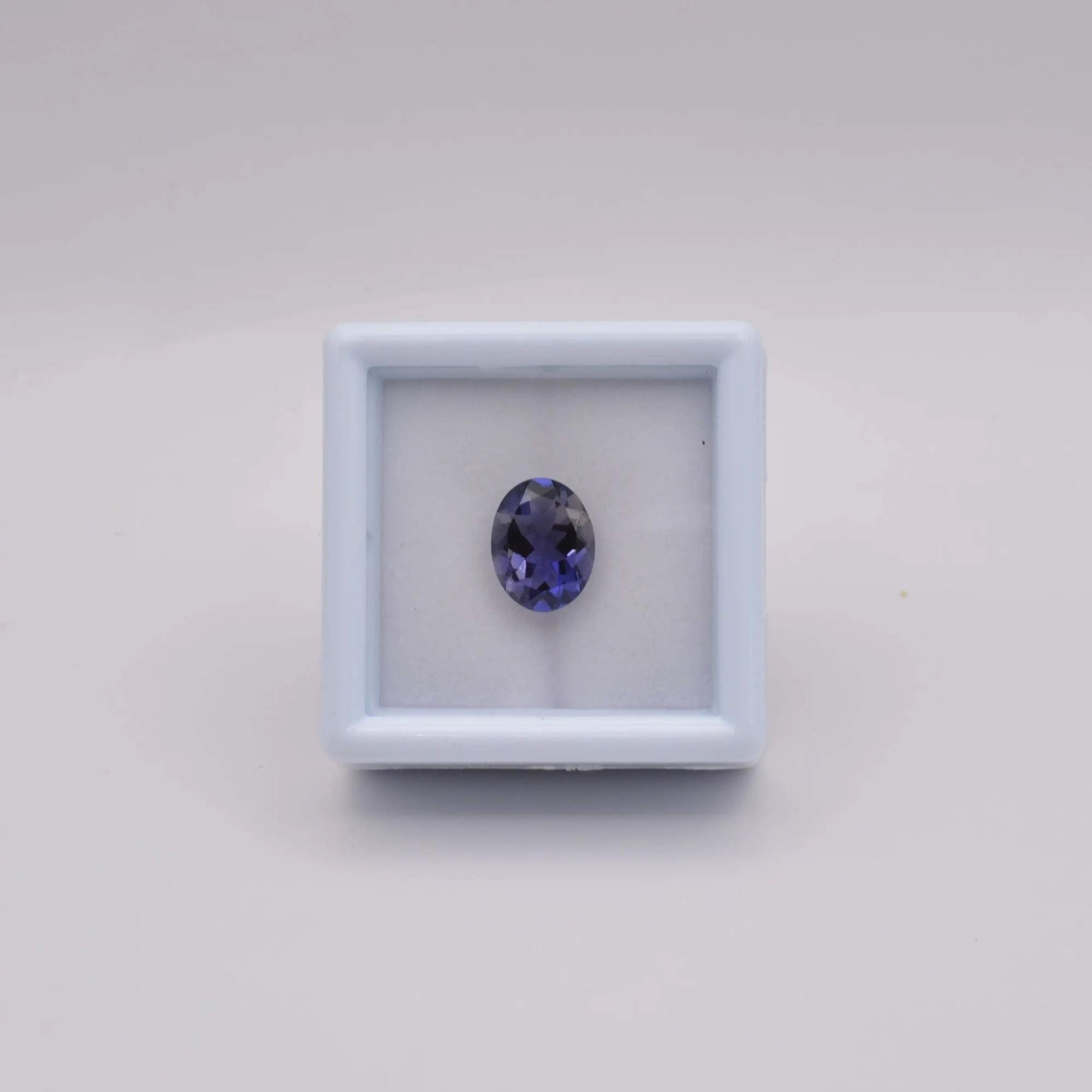Gemme taillée Iolite ou Cordiérite 1,46ct