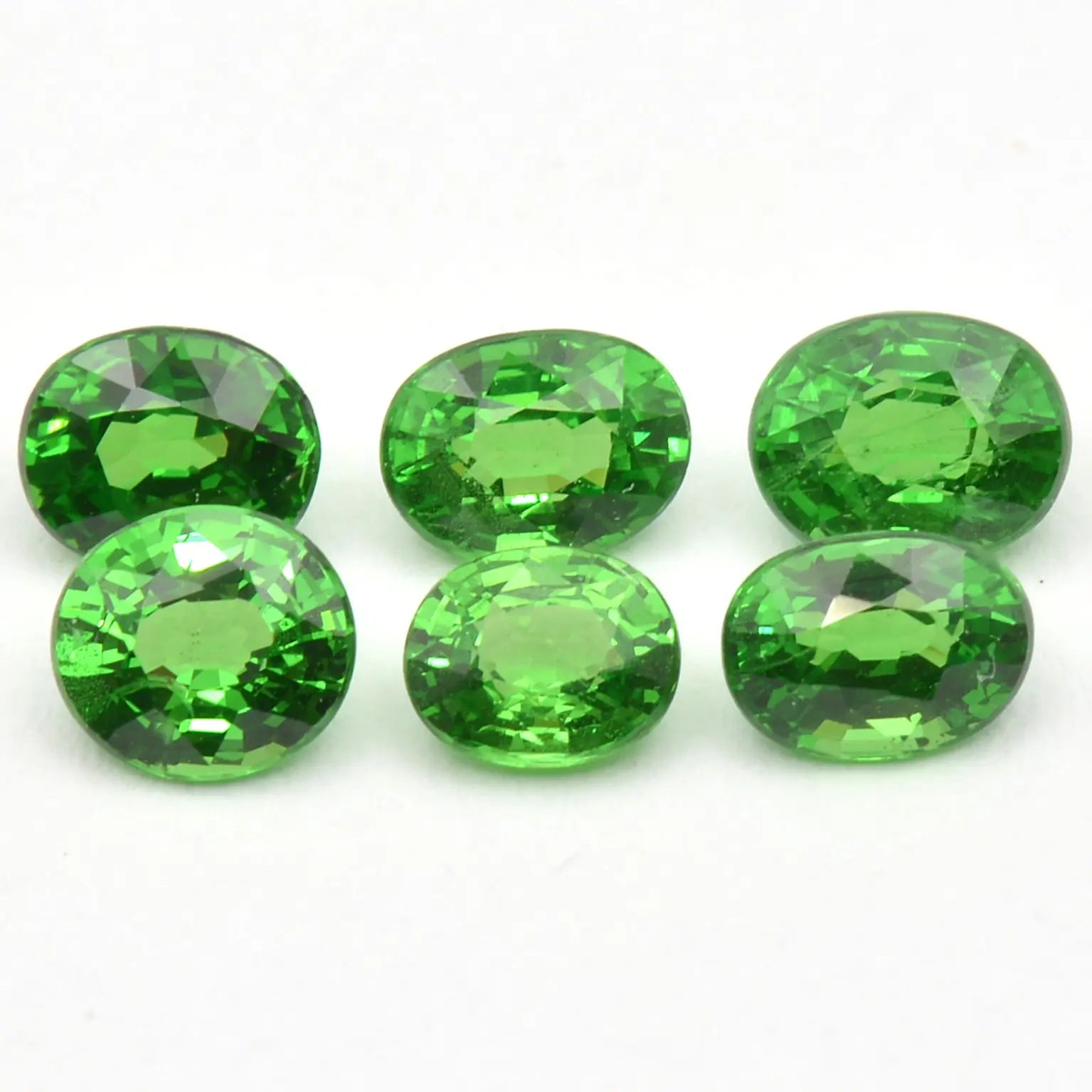 Pierre taillée Lot de 6 Grenats Tsavorite Ovales - 1,81 ct 