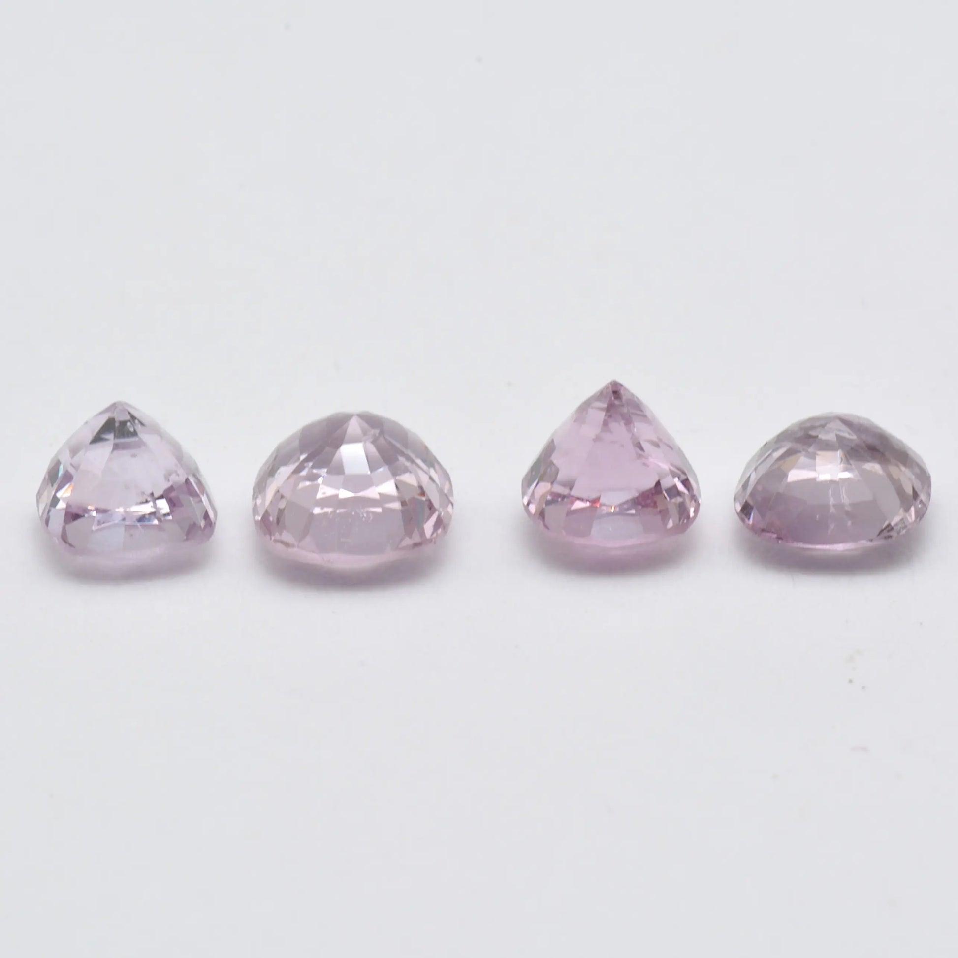 Pierre taillée Lot de Spinelle Rose Coussin 2,22 ct 