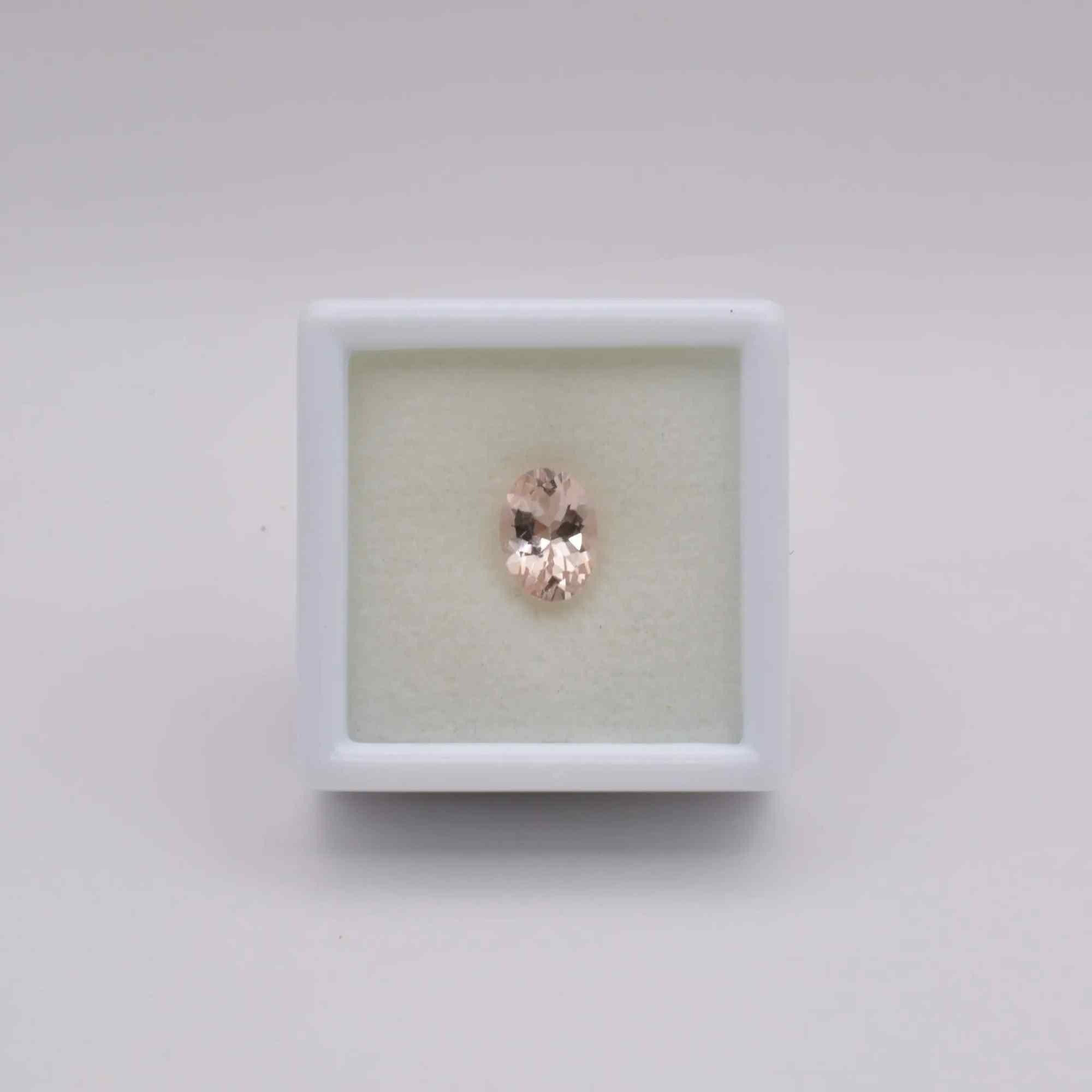 Pierre taillée Morganite Ovale 0,93ct