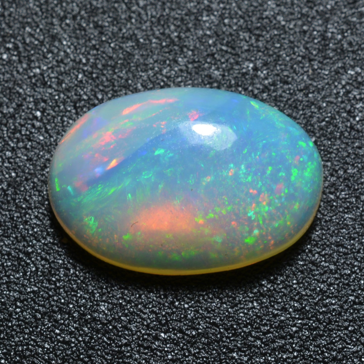 Opale Cabochon Ovale 2,92ct - PASSOT GEMS