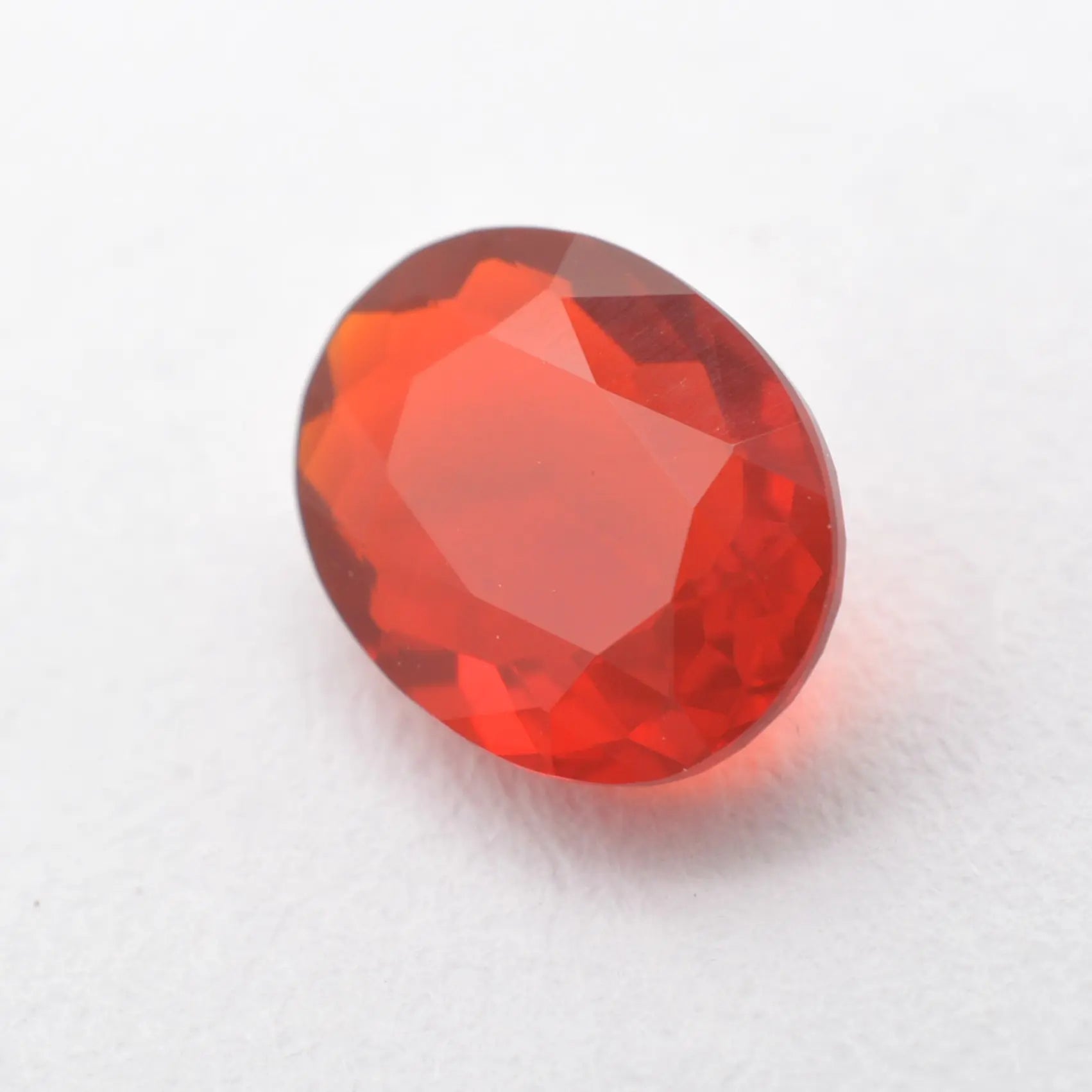 Pierre taillée Opale de feu Ovale 0,50 ct 