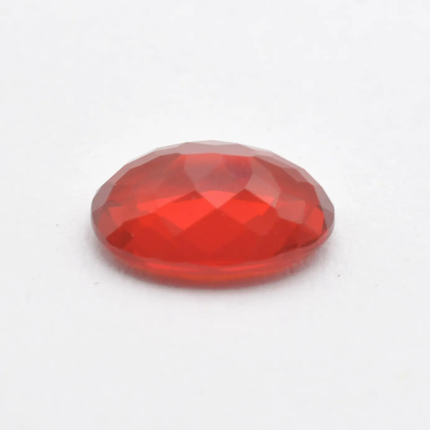 Pierre taillée Opale de feu Ovale 0,50 ct 