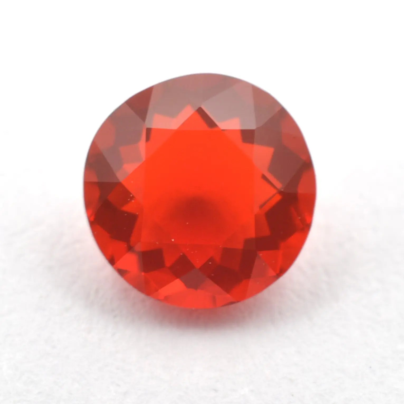 Pierre taillée Opale de feu Ronde 0,45 ct 